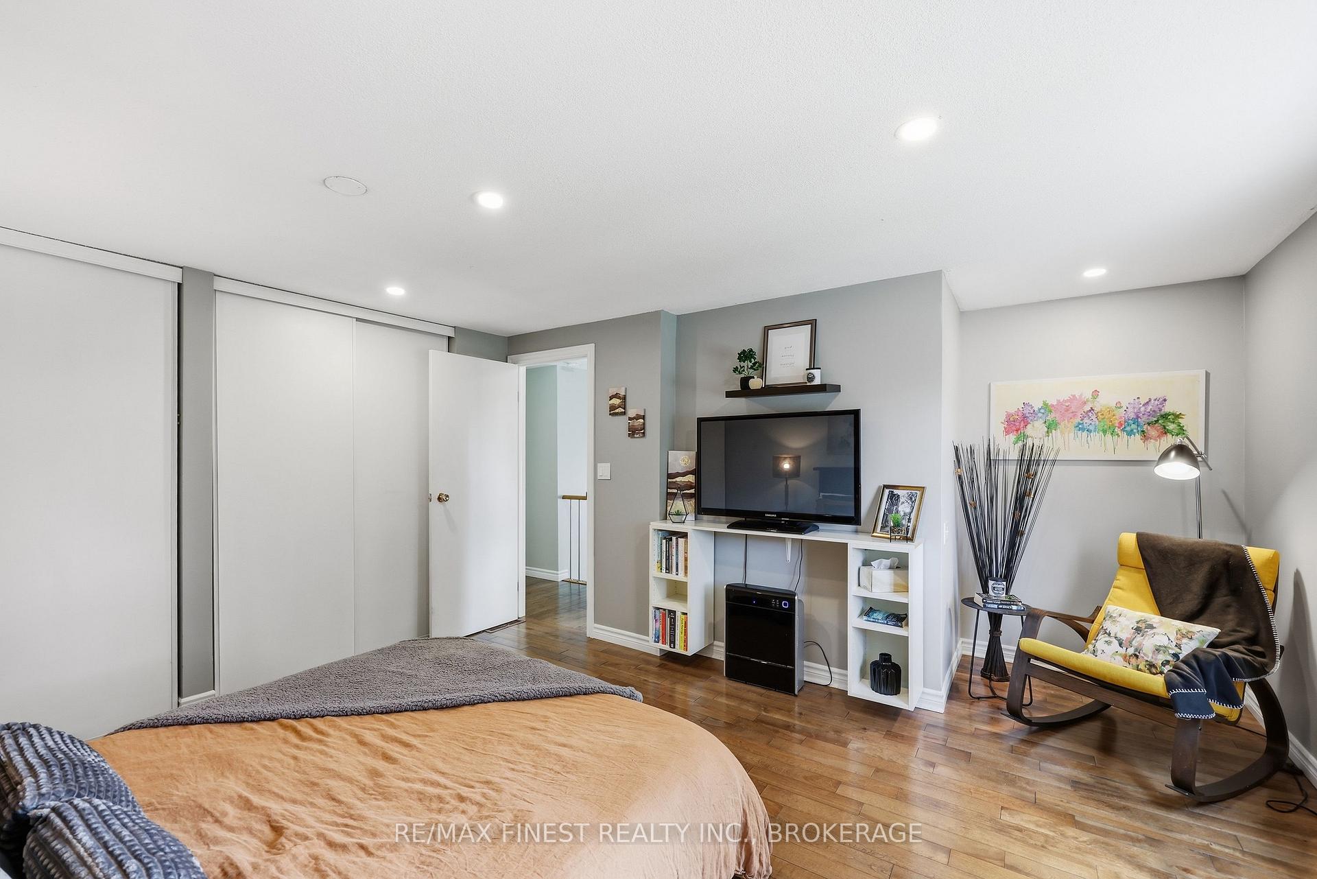 Photo 27 of 10 Chartwell Crescent, Kingston, Kingston East (Incl Barret Crt) — HOMEH