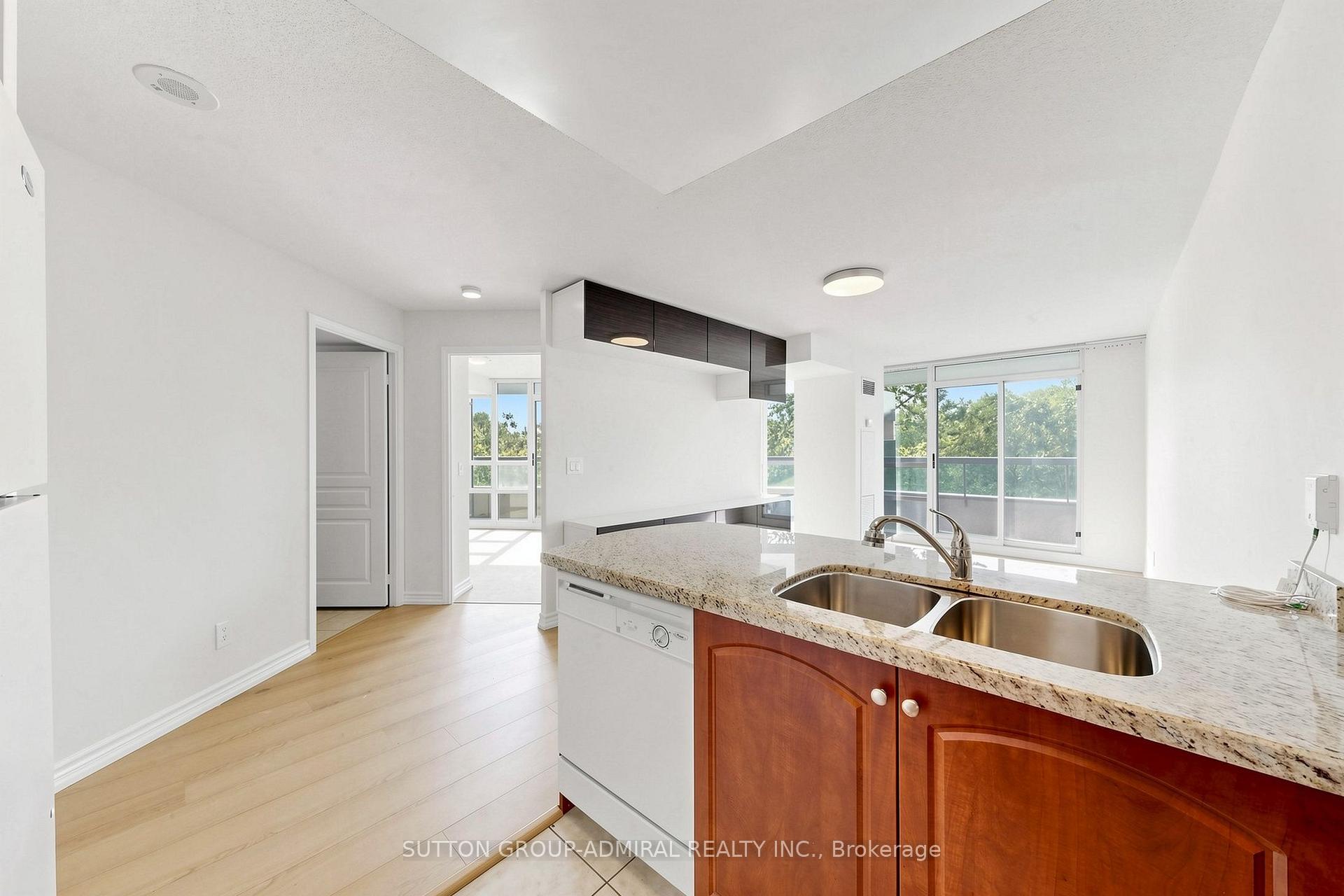Photo 7 of Unit 215, 503 Beecroft Road, North York, Willowdale West — HOMEH