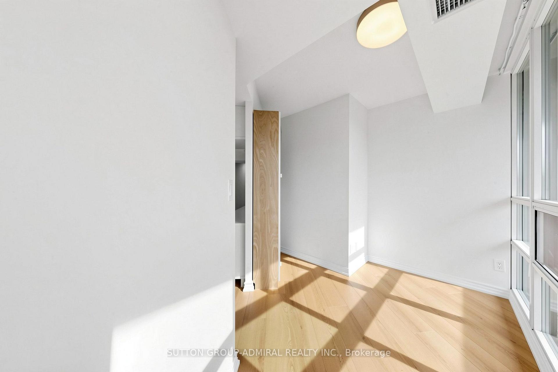 Photo 26 of Unit 215, 503 Beecroft Road, North York, Willowdale West — HOMEH