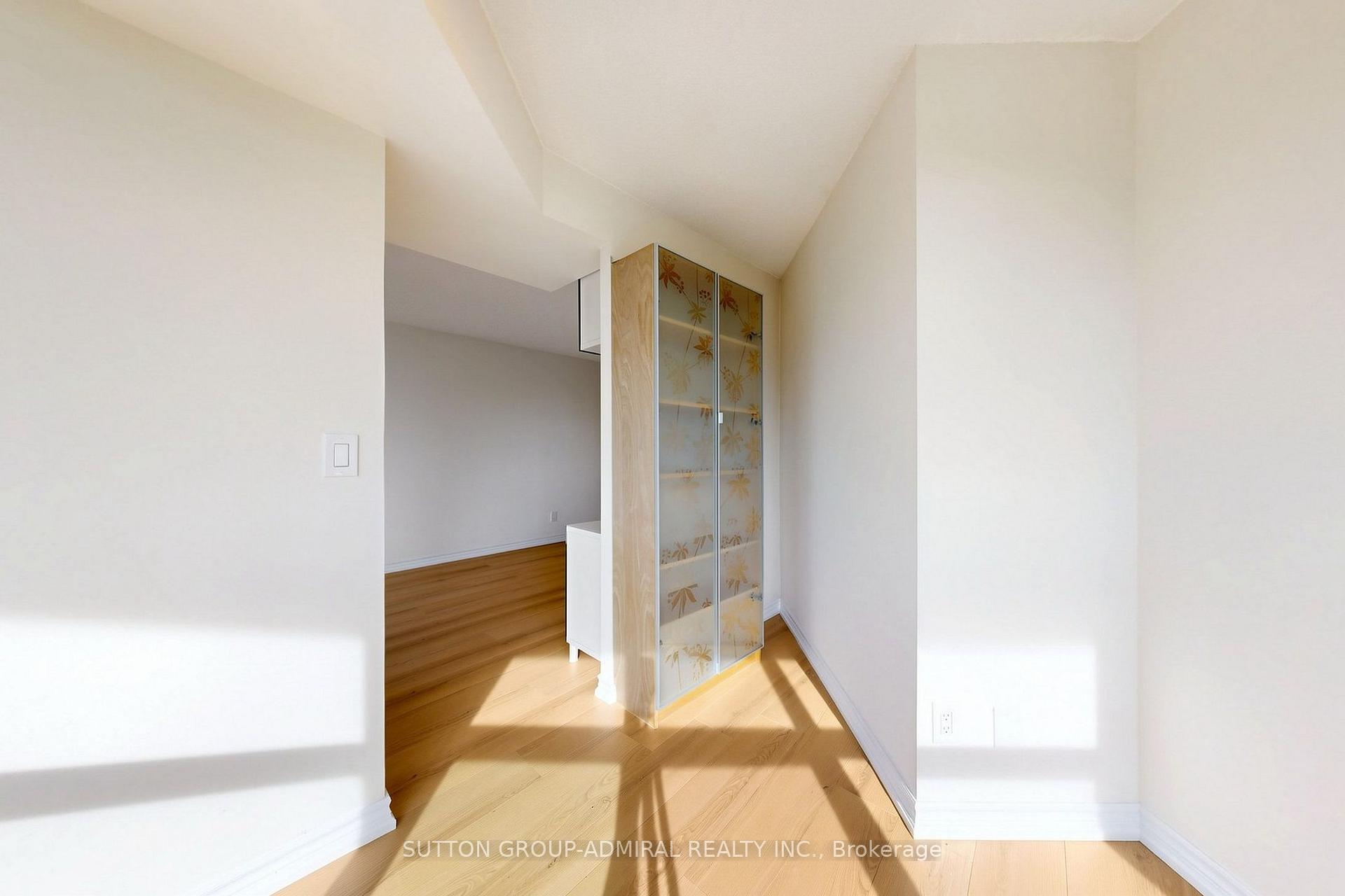 Photo 27 of Unit 215, 503 Beecroft Road, North York, Willowdale West — HOMEH