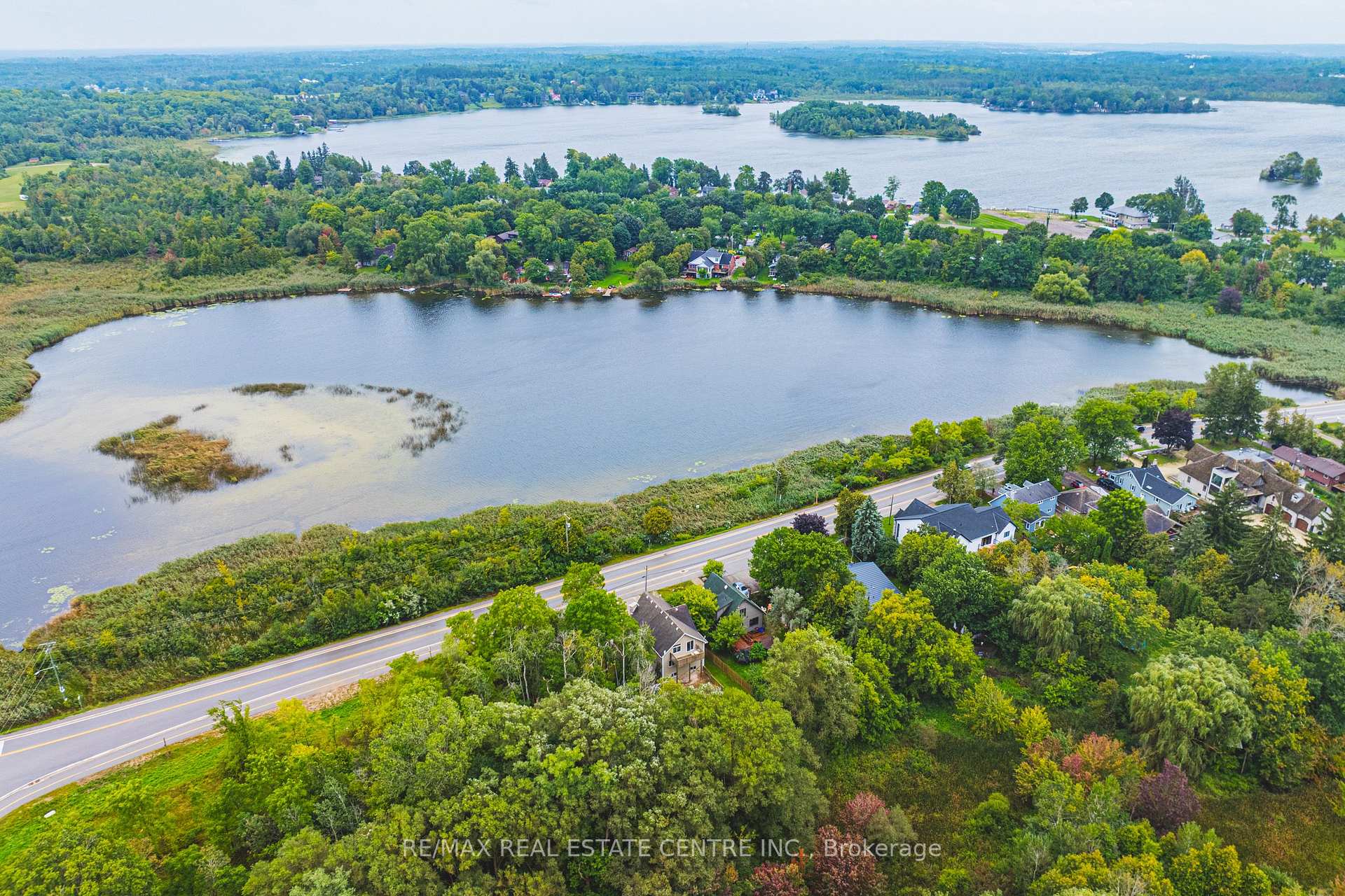 Photo 47 of 8 Lake Road, Puslinch, Puslinch Lake Settlement Areas — HOMEH