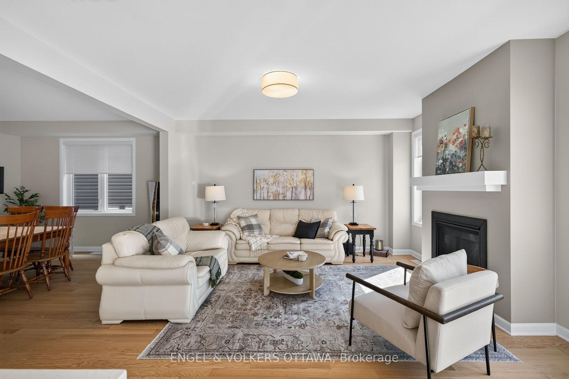 Photo 8 of 537 Anchor Circle, Ottawa, Mahogany Community — HOMEH