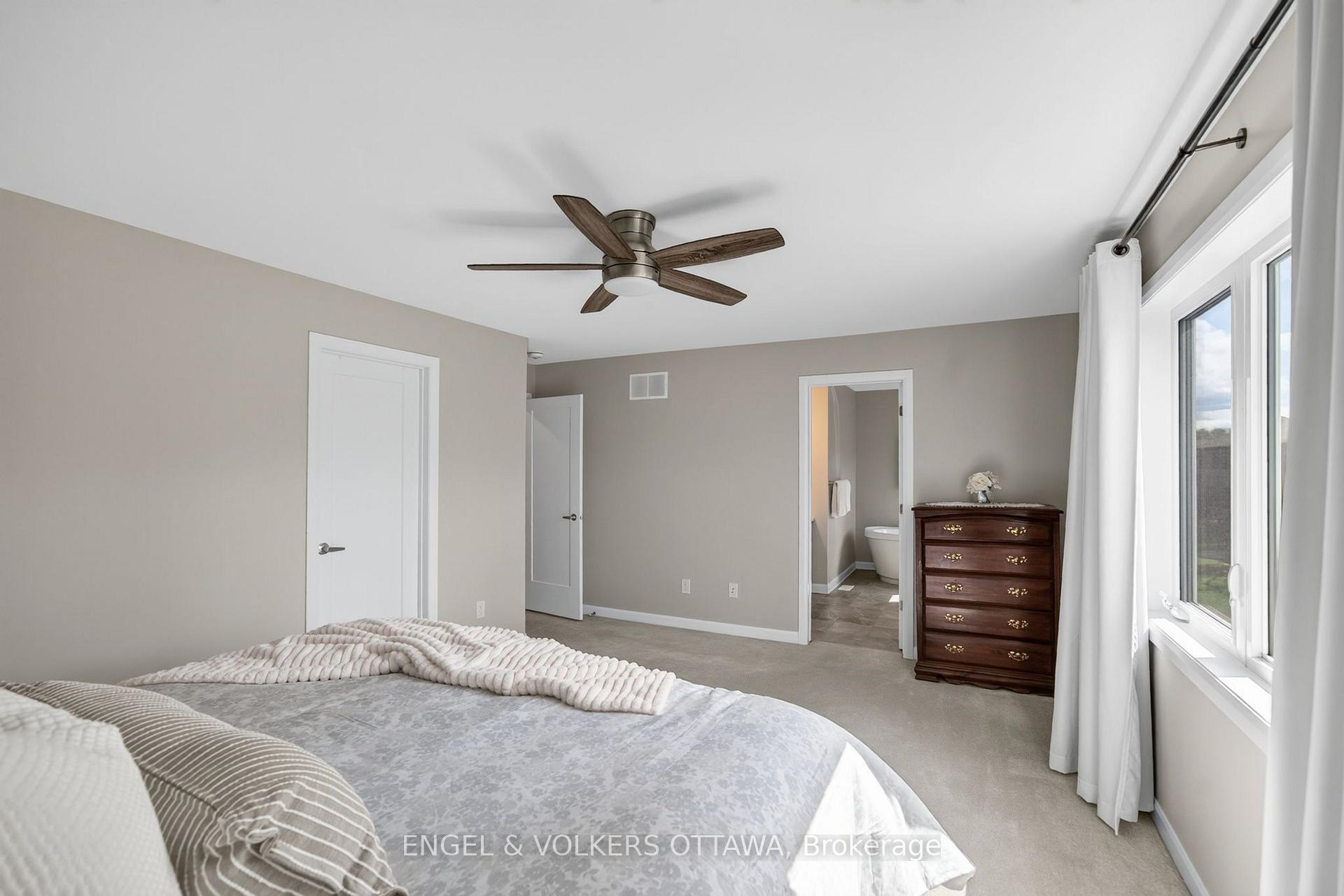 Photo 27 of 537 Anchor Circle, Ottawa, Mahogany Community — HOMEH