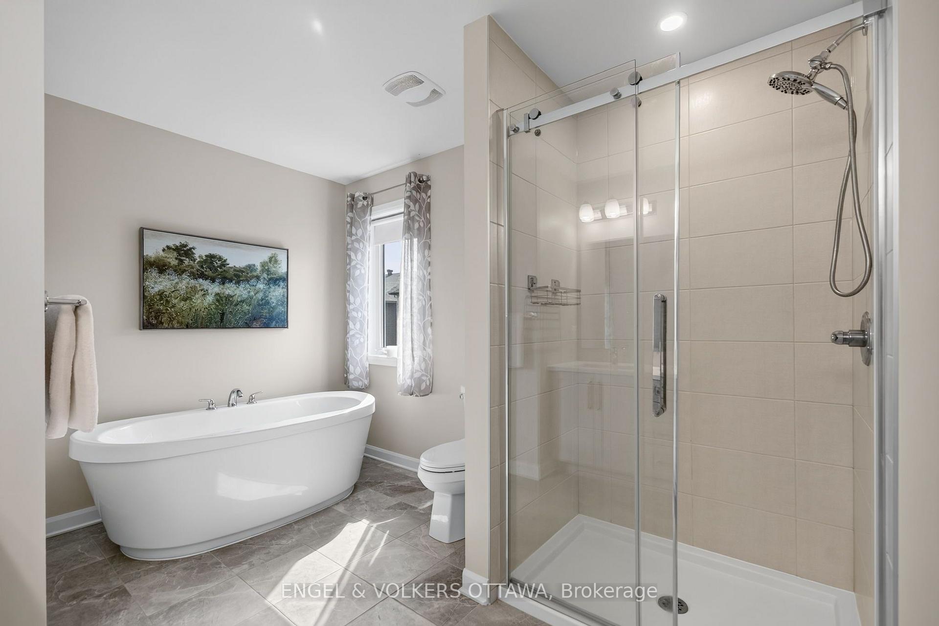 Photo 30 of 537 Anchor Circle, Ottawa, Mahogany Community — HOMEH