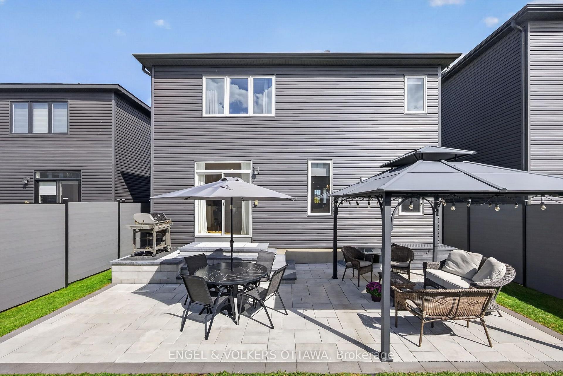 Photo 46 of 537 Anchor Circle, Ottawa, Mahogany Community — HOMEH