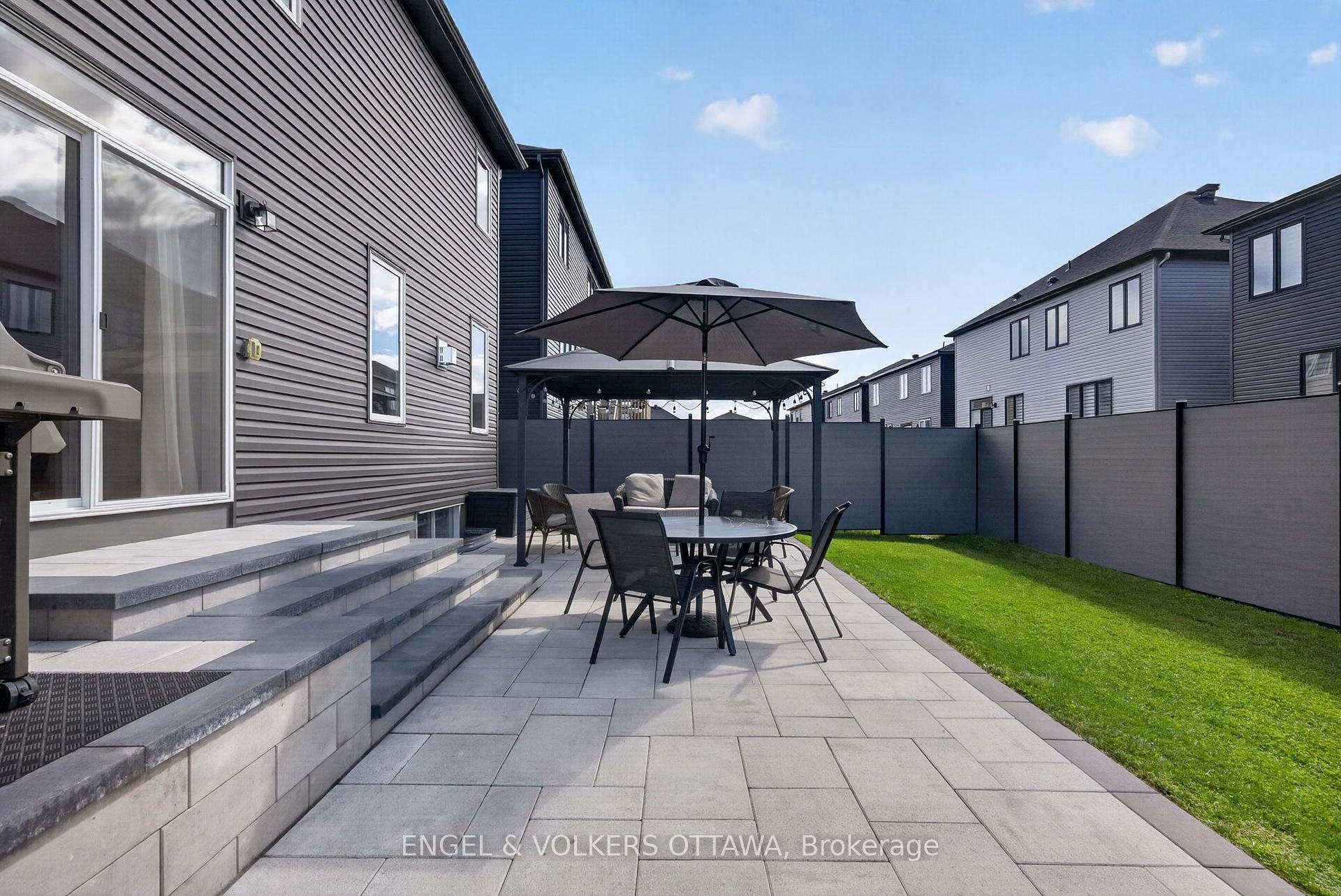 Photo 47 of 537 Anchor Circle, Ottawa, Mahogany Community — HOMEH