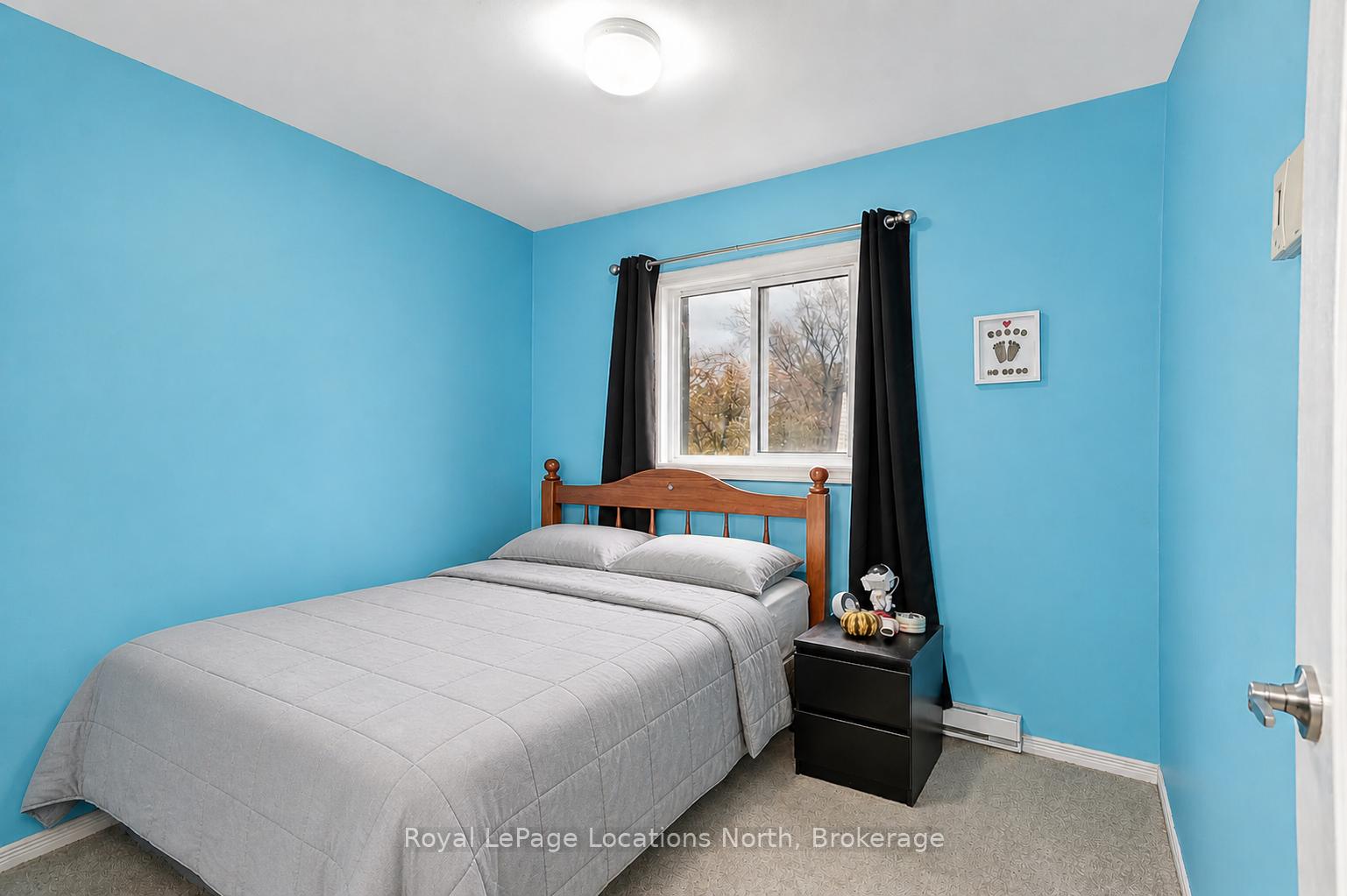 Photo 12 of 590 Tenth Street, Collingwood — HOMEH