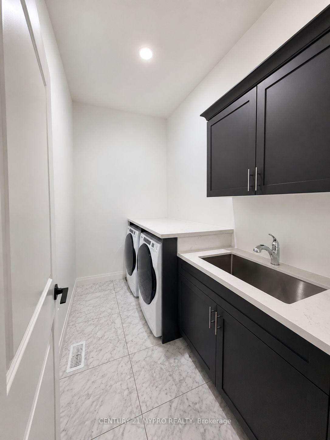 Photo 13 of 41 Schmidt Way, Quinte West, Murray Ward — HOMEH