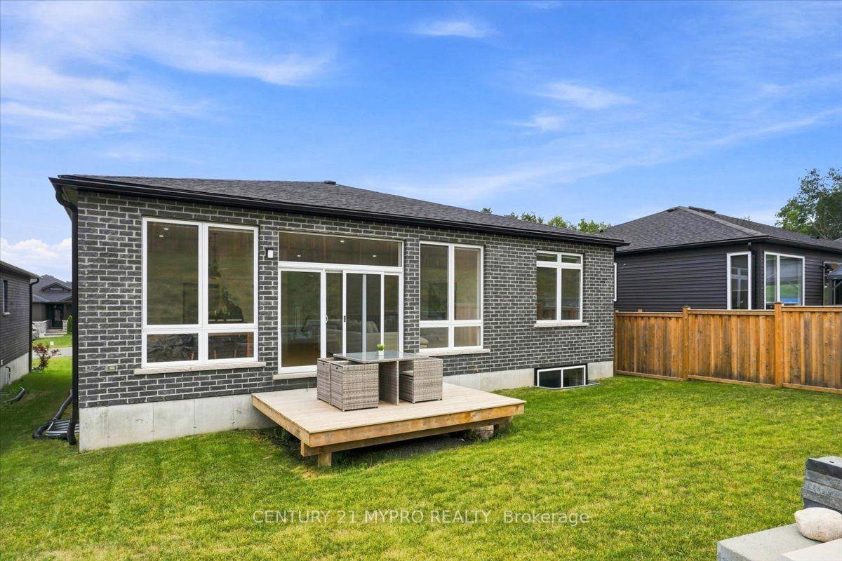 Photo 23 of 41 Schmidt Way, Quinte West, Murray Ward — HOMEH