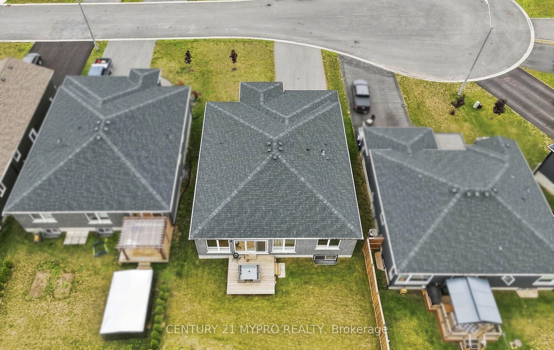 Photo 25 of 41 Schmidt Way, Quinte West, Murray Ward — HOMEH
