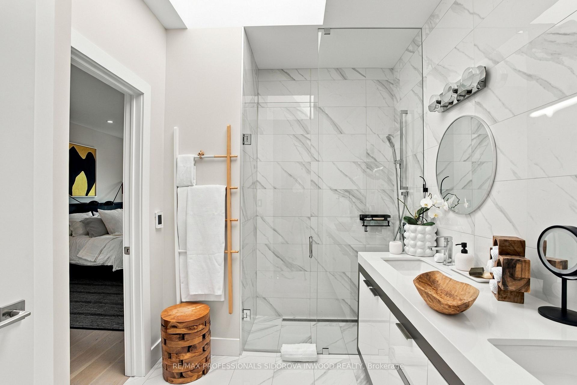 Photo 26 of 504 Sandmere Place, Oakville, West — HOMEH