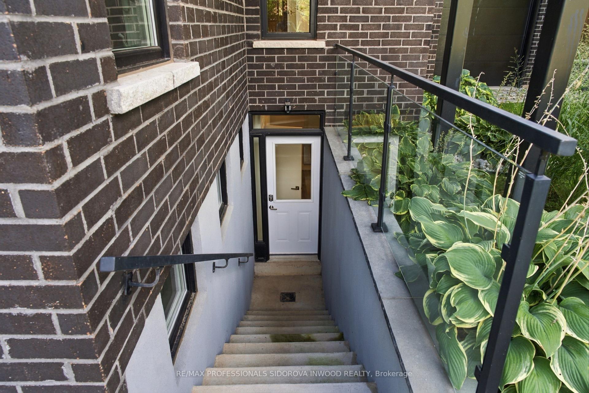 Photo 47 of 504 Sandmere Place, Oakville, West — HOMEH