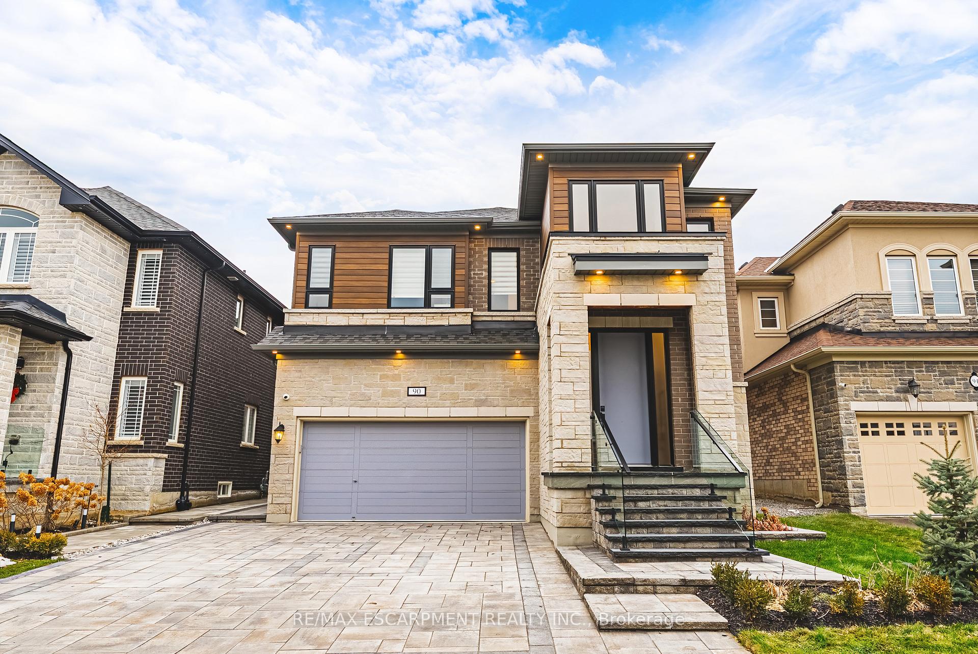 Photo of 90 Robertson Road