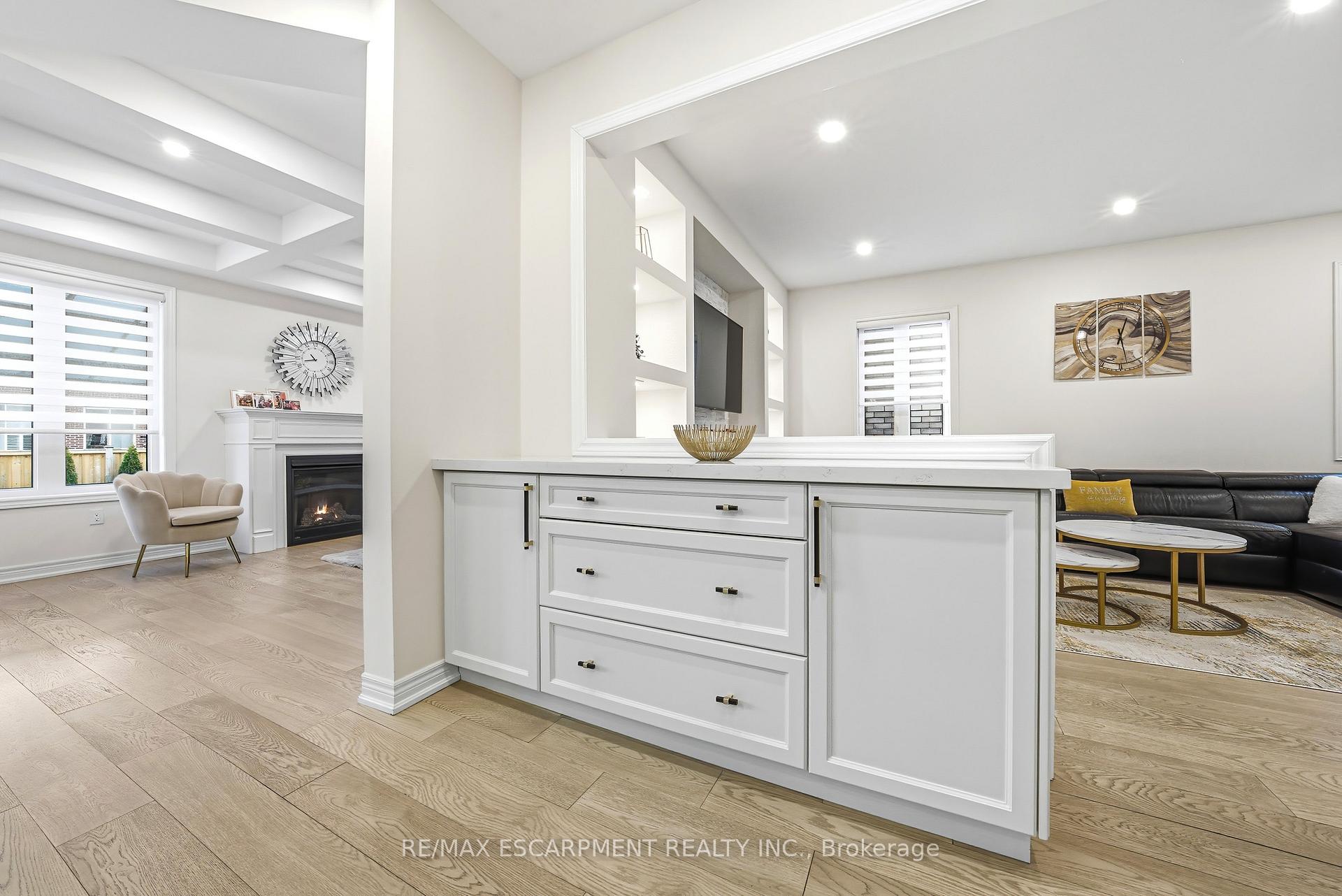 Photo 14 of 90 Robertson Road, Hamilton, Meadowlands — HOMEH