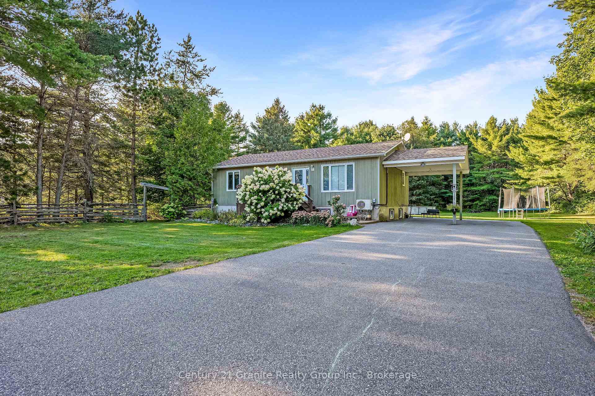 Photo of 528 South Baptiste Lake Road