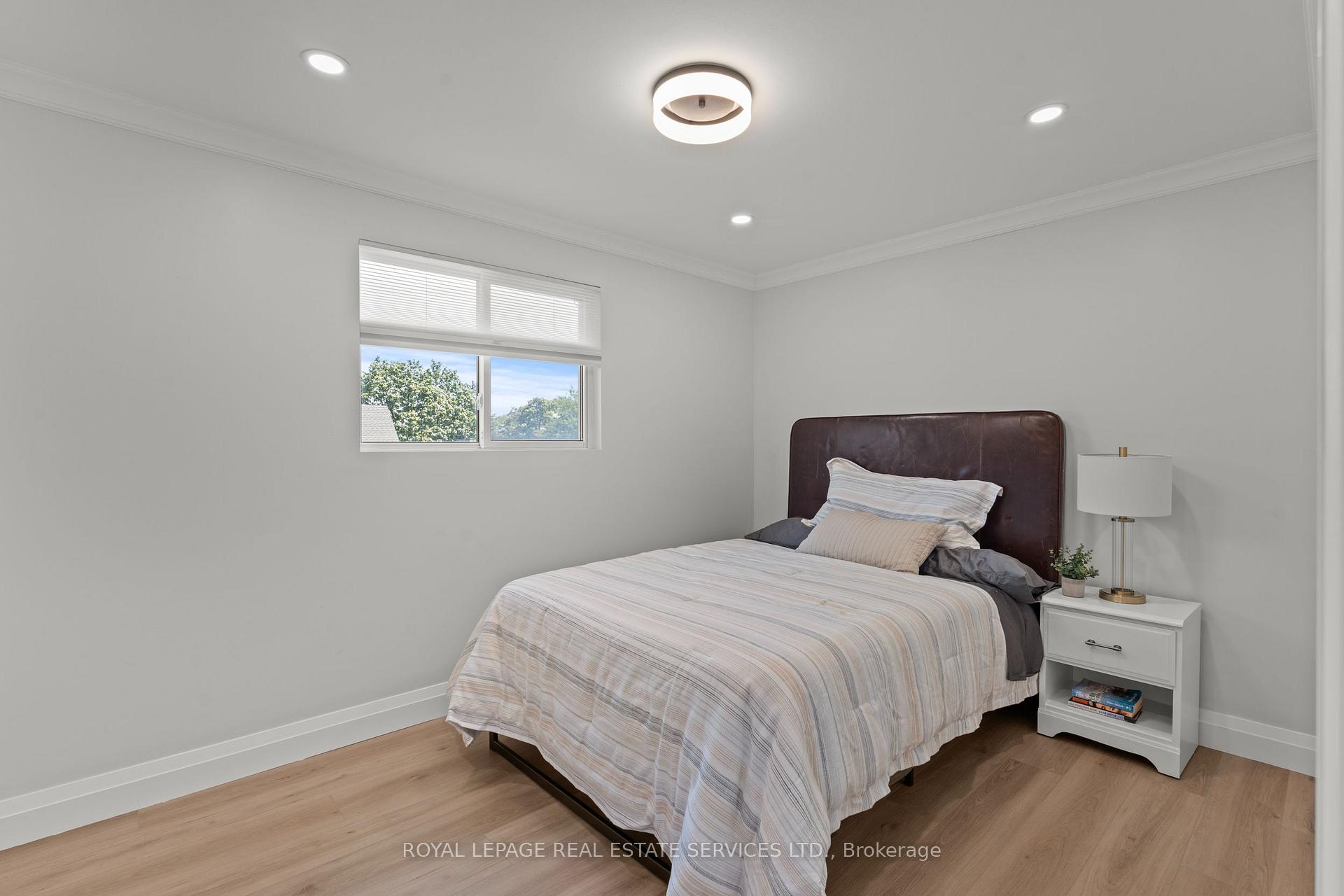 Photo 19 of 1348 Janina Boulevard, Burlington, Tyandaga — HOMEH