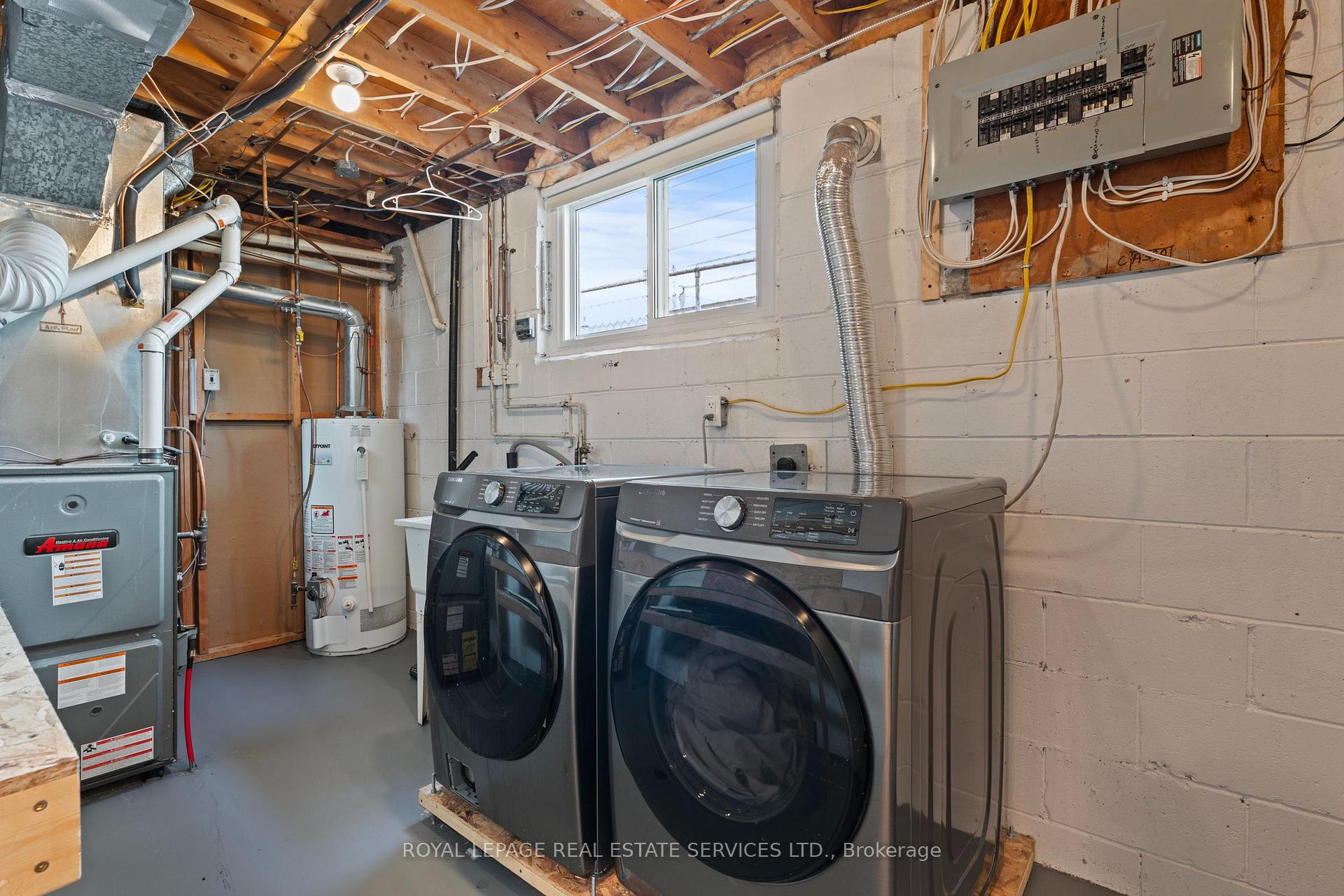 Photo 27 of 1348 Janina Boulevard, Burlington, Tyandaga — HOMEH