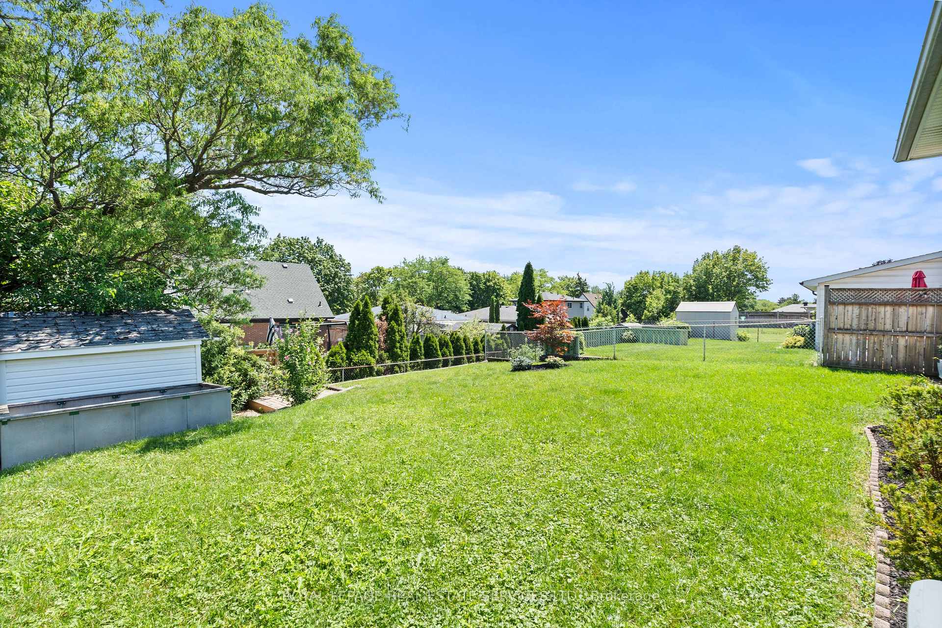 Photo 34 of 1348 Janina Boulevard, Burlington, Tyandaga — HOMEH