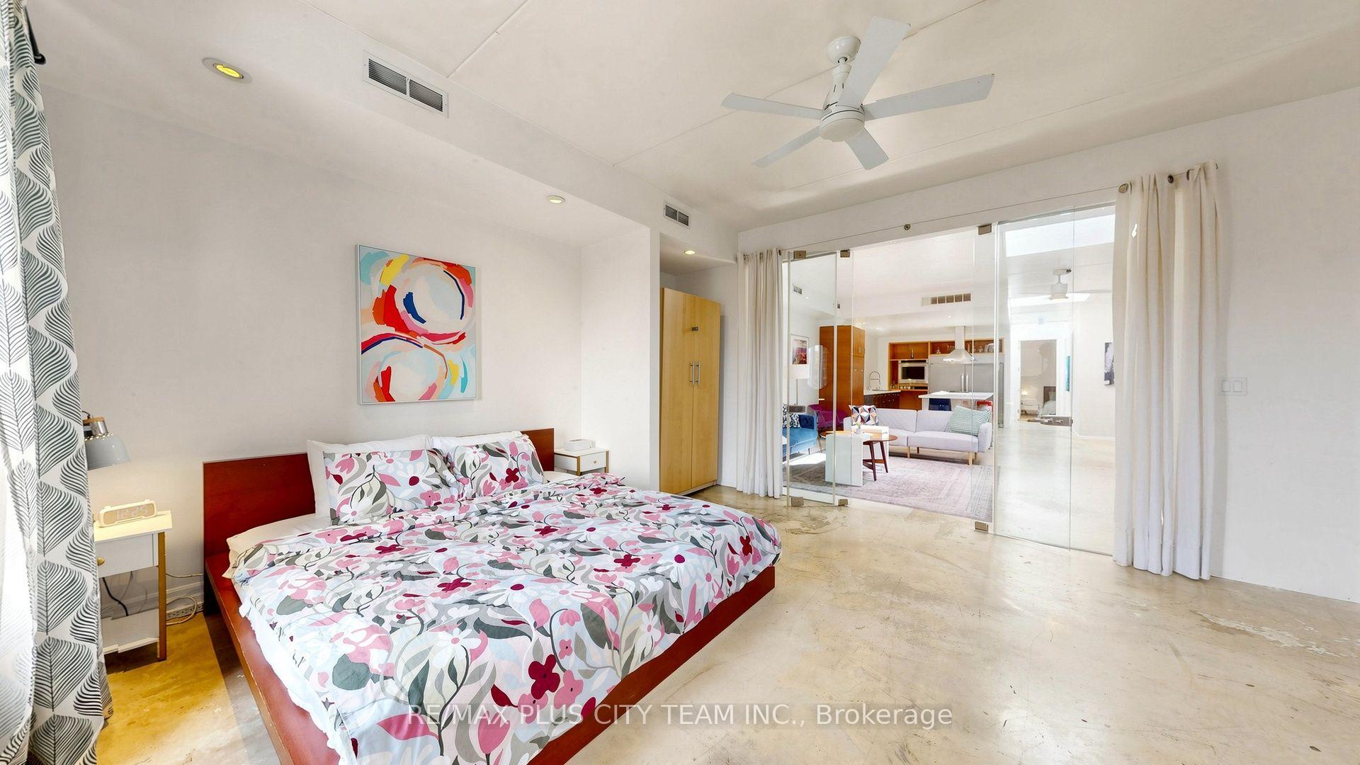 Photo 10 of Unit 1, 25R Atlantic Avenue, Toronto, Niagara — HOMEH