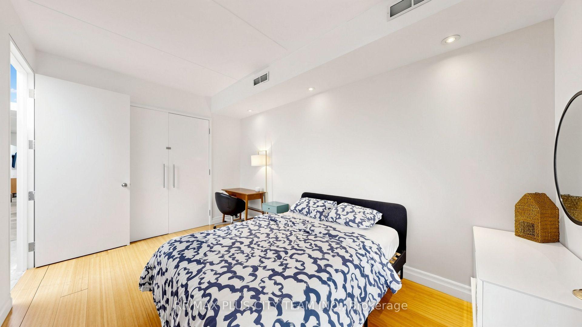 Photo 14 of Unit 1, 25R Atlantic Avenue, Toronto, Niagara — HOMEH