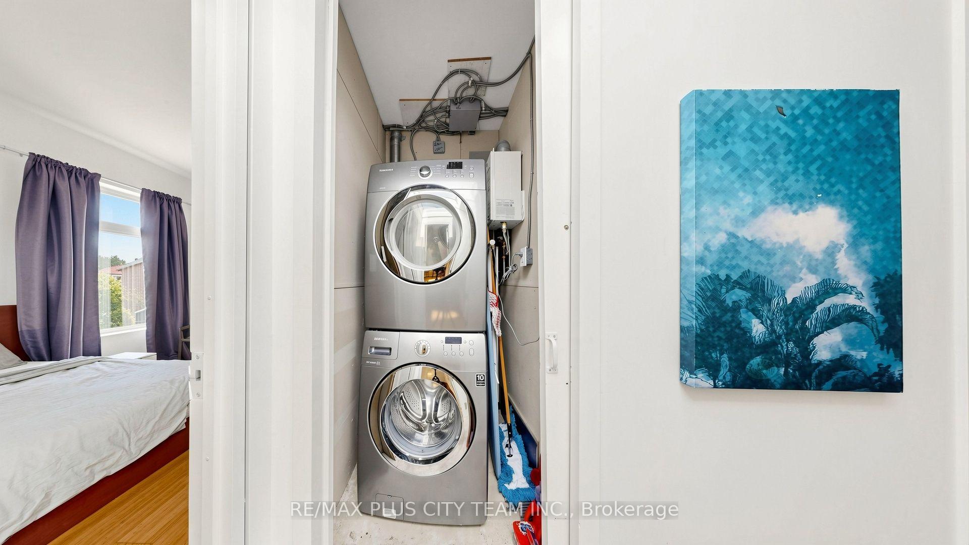 Photo 16 of Unit 1, 25R Atlantic Avenue, Toronto, Niagara — HOMEH