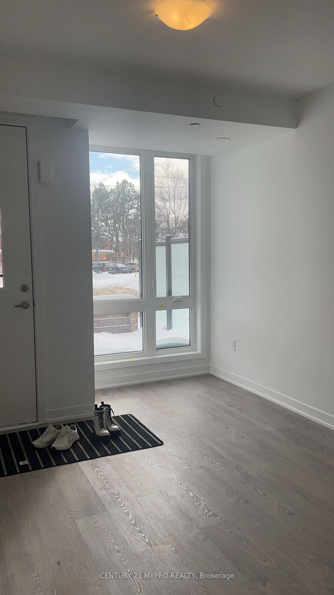 Photo 4 of Unit 2nd Bedroom, 34 Turtle Island Road, Toronto, Englemount-Lawrence — HOMEH