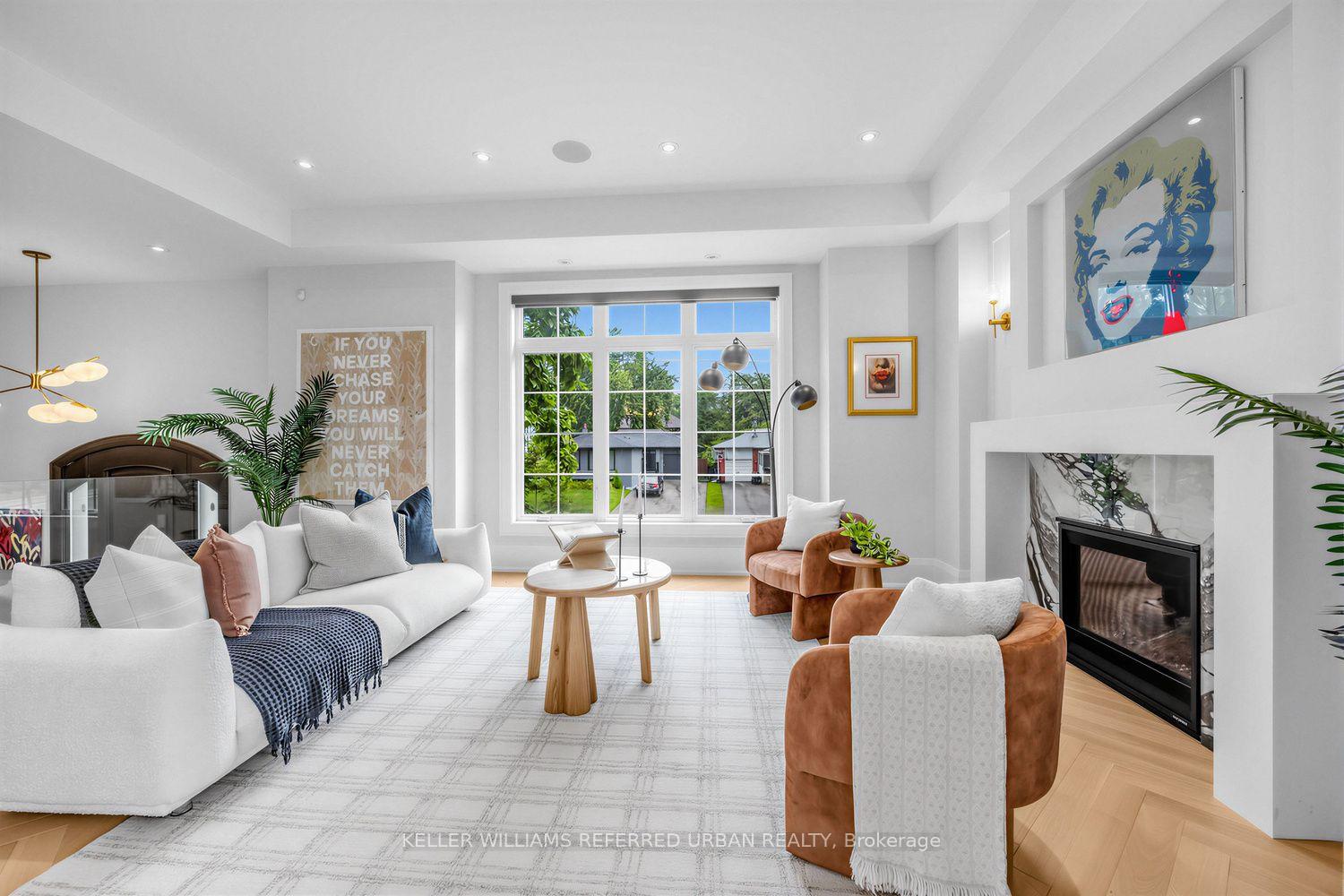 Photo 2 of 54 Cronin Drive, Etobicoke, Islington-City Centre West — HOMEH