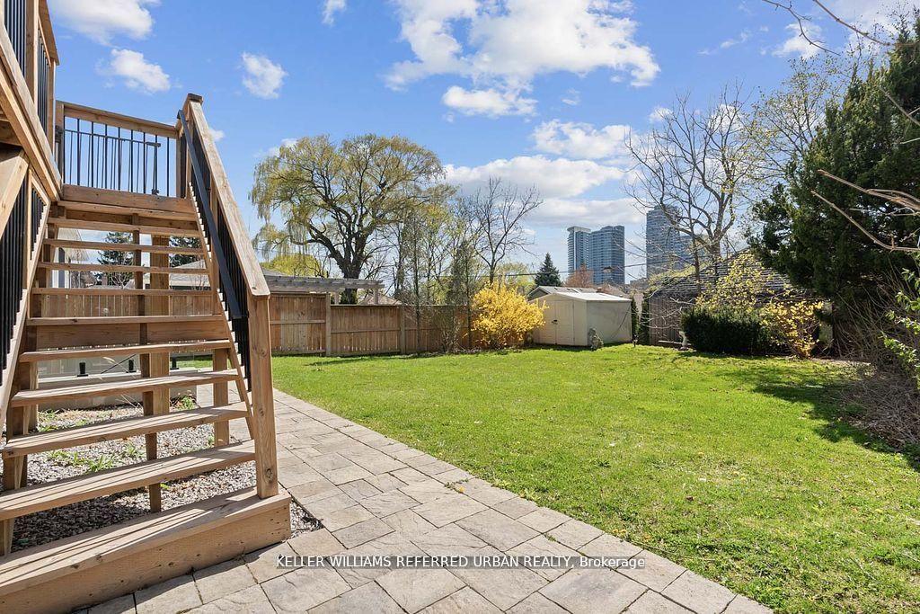 Photo 44 of 54 Cronin Drive, Etobicoke, Islington-City Centre West — HOMEH