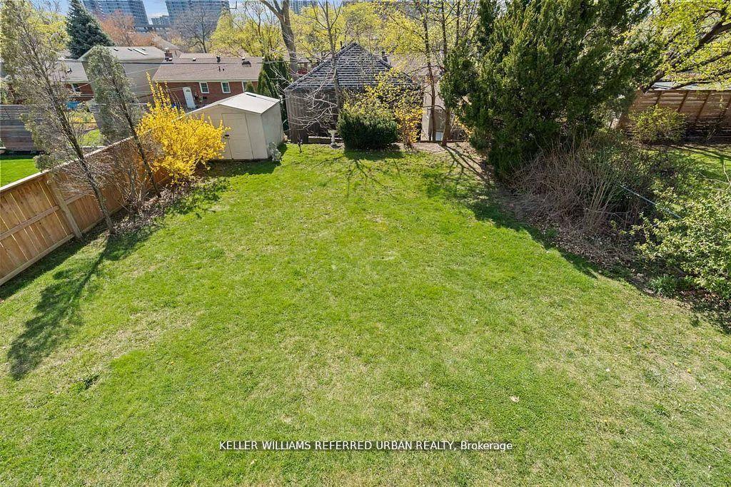 Photo 46 of 54 Cronin Drive, Etobicoke, Islington-City Centre West — HOMEH
