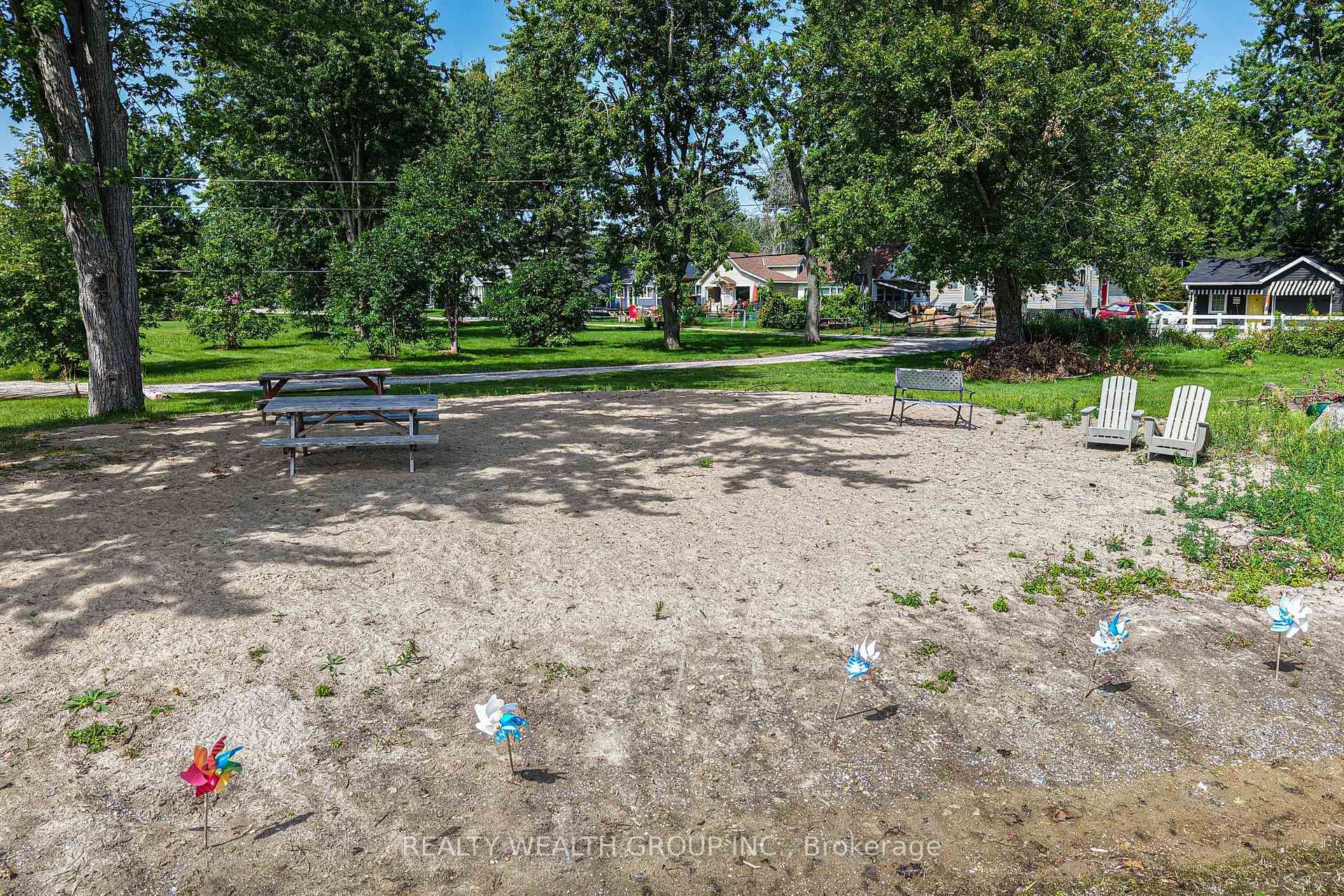 Photo 13 of 1050 Gardner Place, Innisfil, Gilford — HOMEH