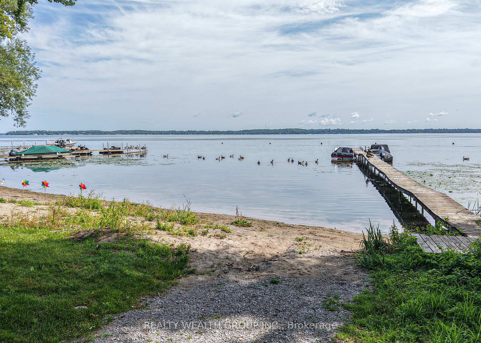 Photo 14 of 1050 Gardner Place, Innisfil, Gilford — HOMEH