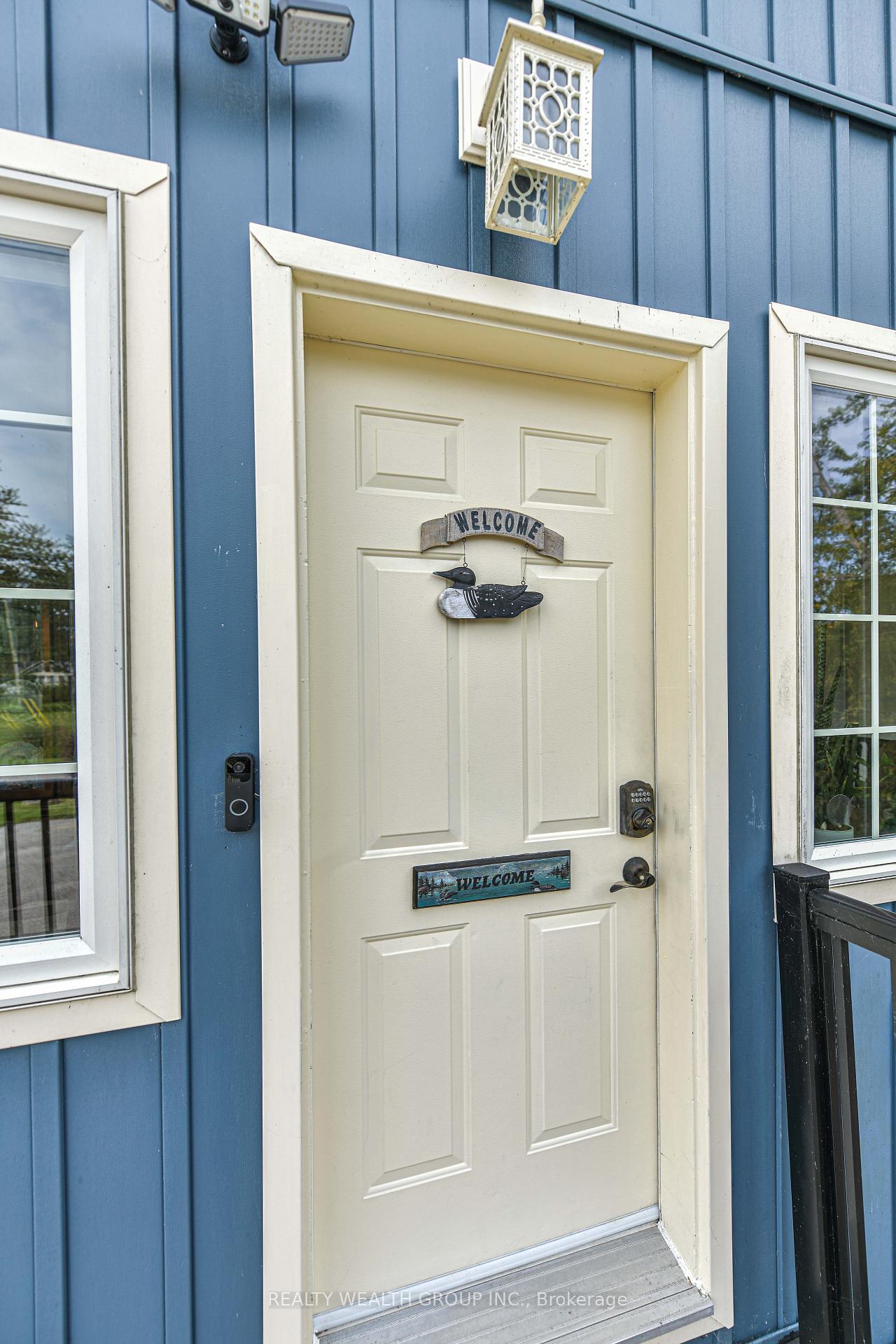 Photo 15 of 1050 Gardner Place, Innisfil, Gilford — HOMEH
