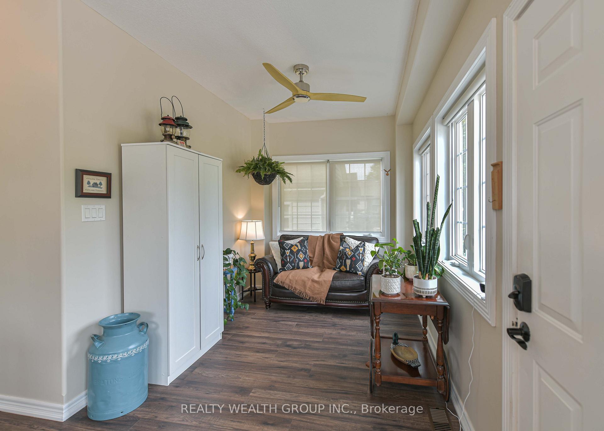 Photo 17 of 1050 Gardner Place, Innisfil, Gilford — HOMEH