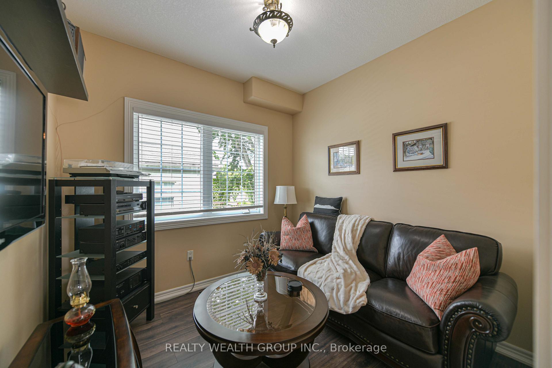 Photo 22 of 1050 Gardner Place, Innisfil, Gilford — HOMEH
