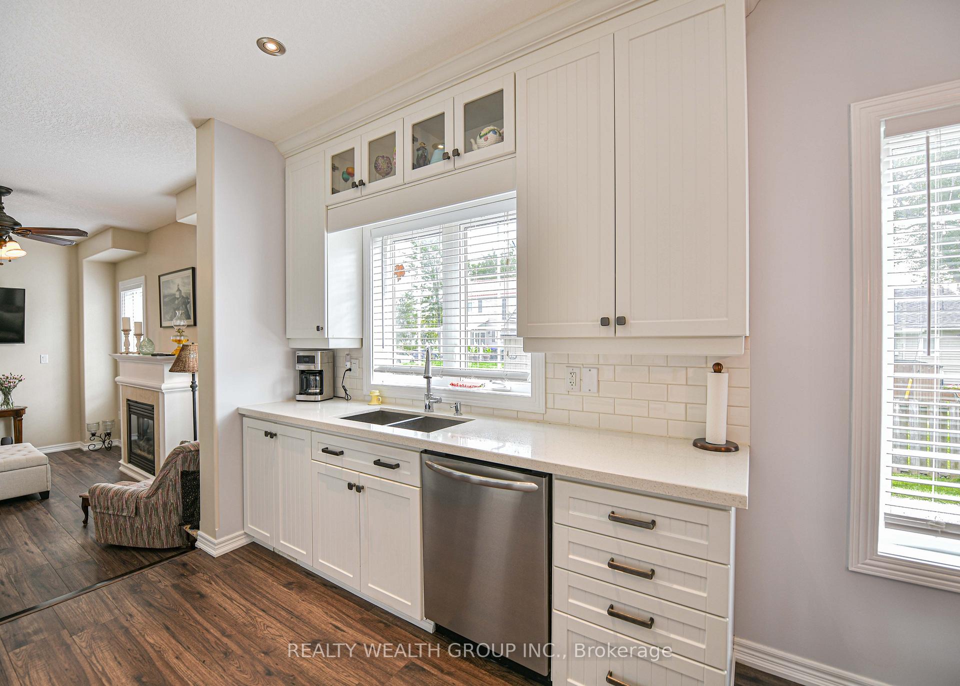 Photo 28 of 1050 Gardner Place, Innisfil, Gilford — HOMEH