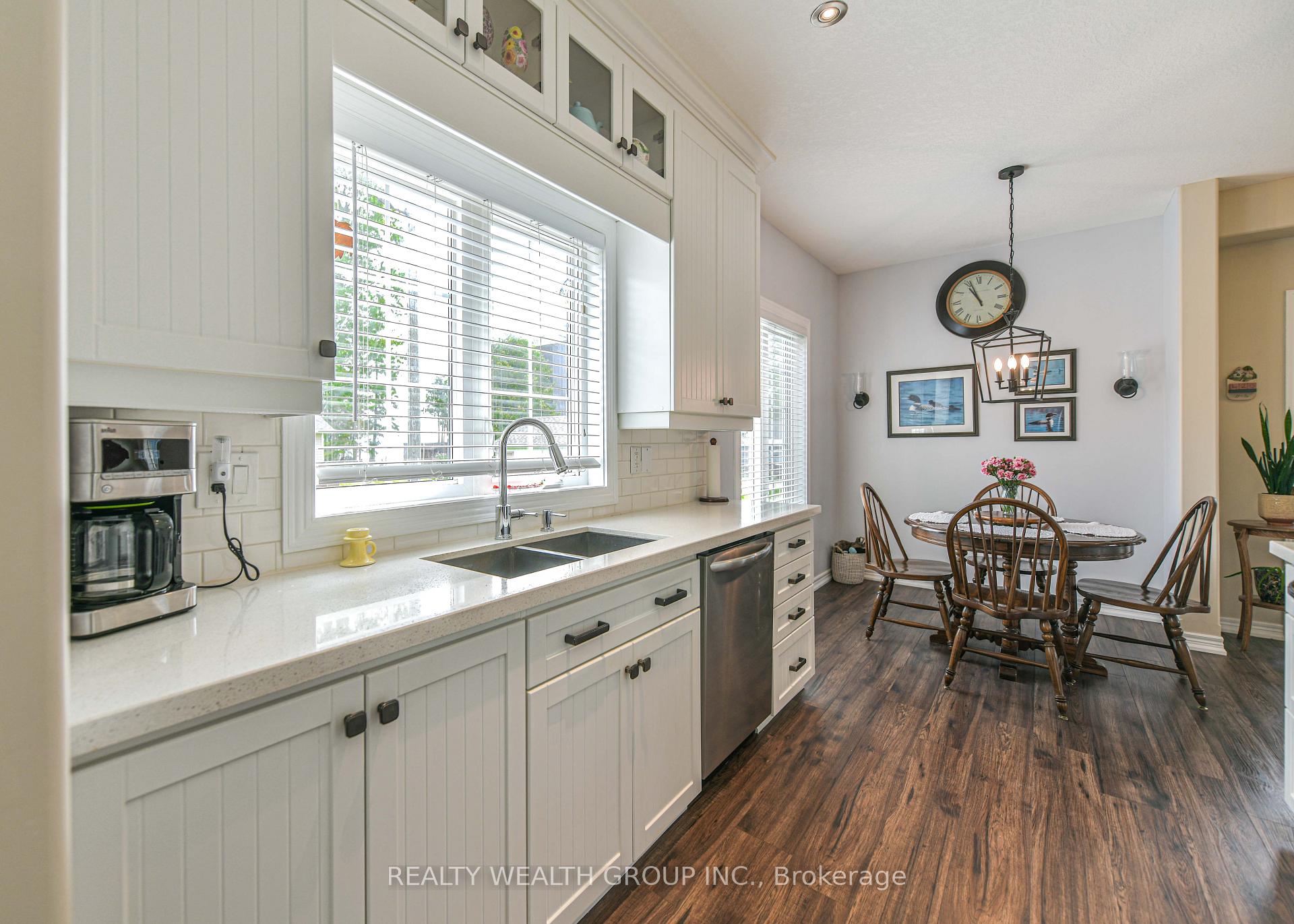 Photo 30 of 1050 Gardner Place, Innisfil, Gilford — HOMEH