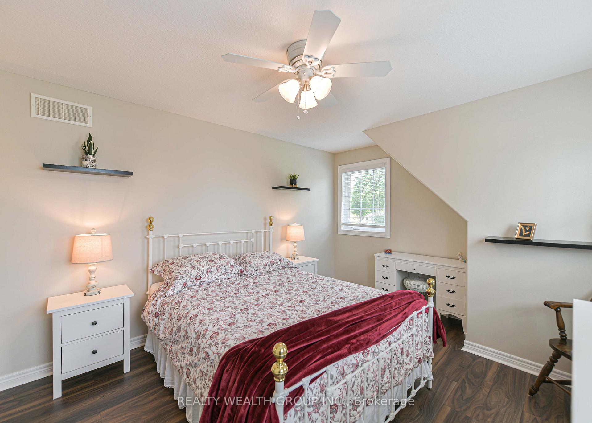 Photo 41 of 1050 Gardner Place, Innisfil, Gilford — HOMEH