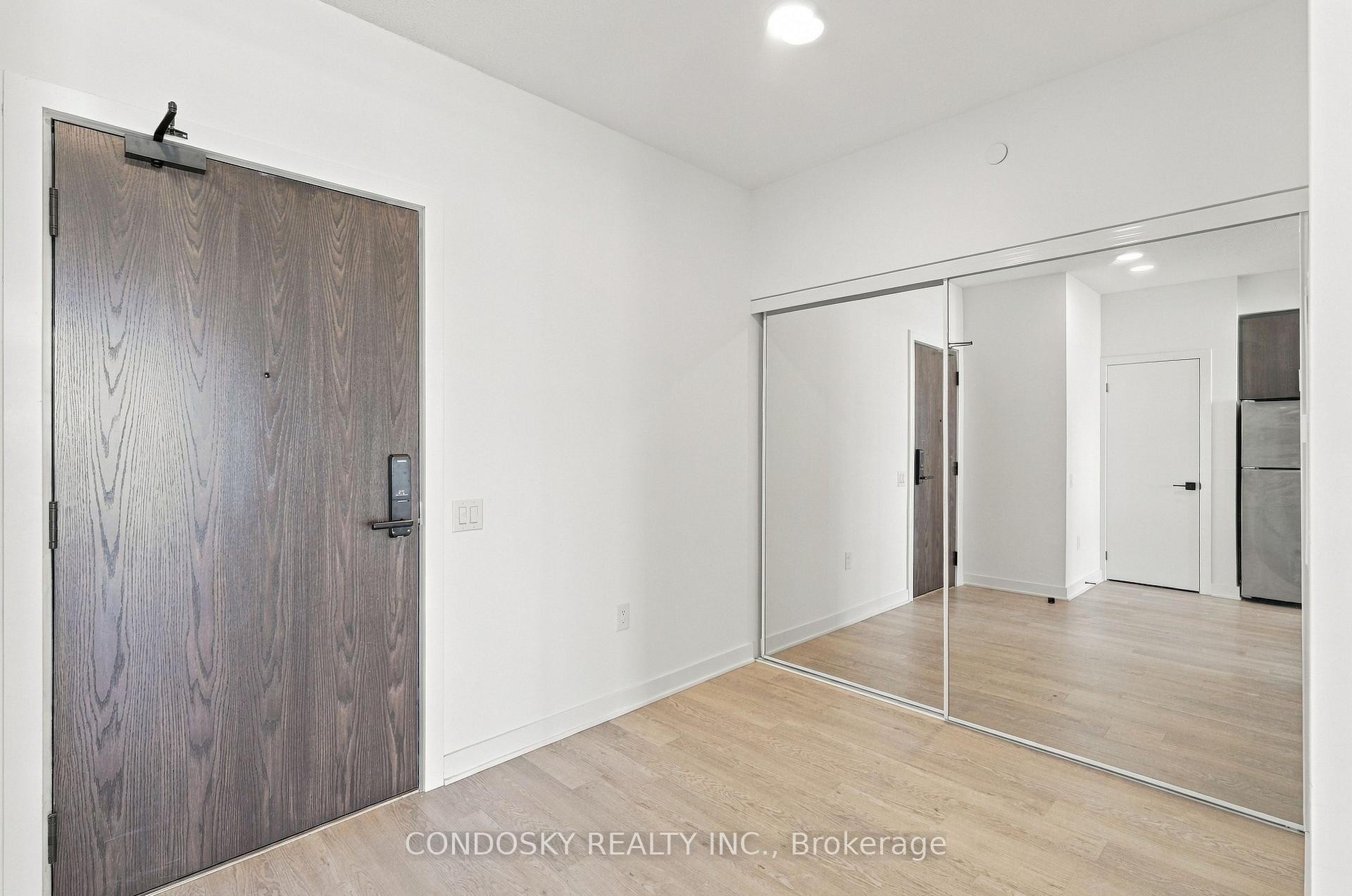 Photo 4 of Unit 1012, 2782 Barton Street E, Hamilton, Riverdale — HOMEH