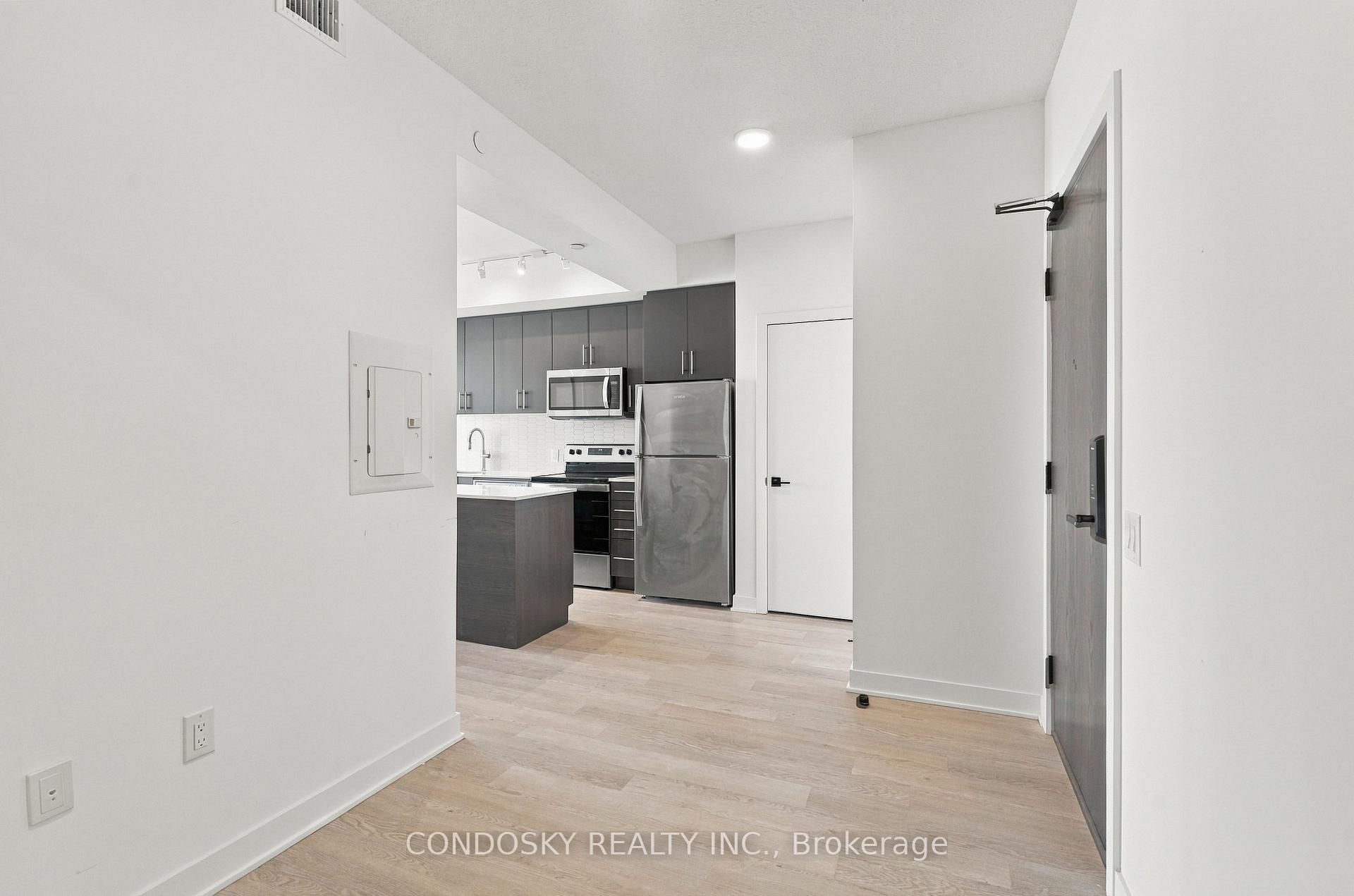 Photo 5 of Unit 1012, 2782 Barton Street E, Hamilton, Riverdale — HOMEH