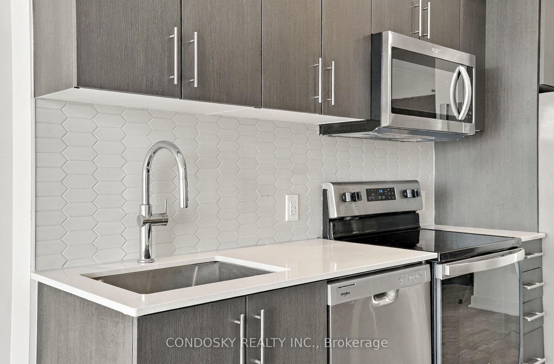 Photo 10 of Unit 1012, 2782 Barton Street E, Hamilton, Riverdale — HOMEH