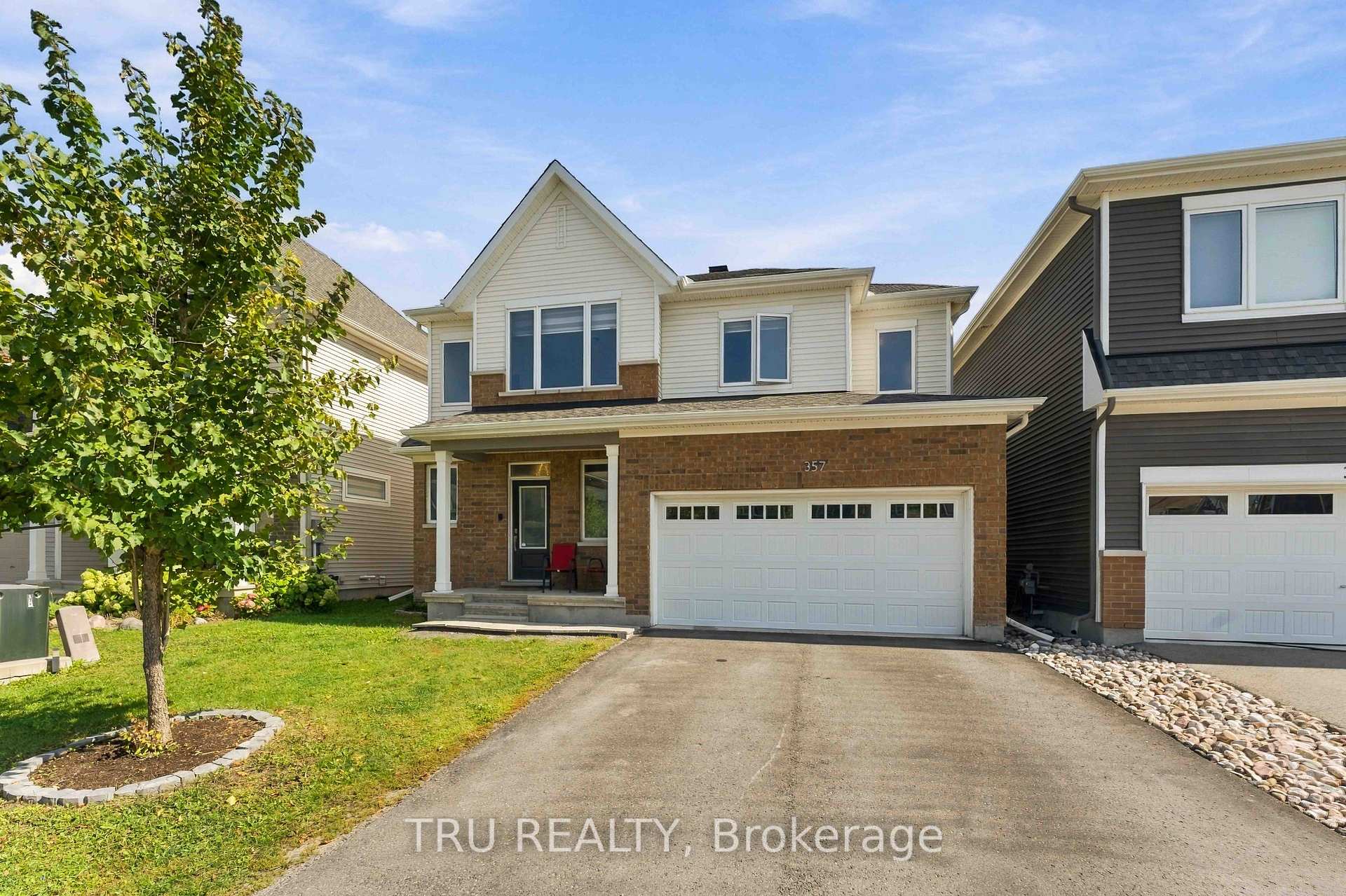 Photo 3 of 357 Lamarche Avenue, Ottawa, Chapel Hill South - Orleans Village — HOMEH