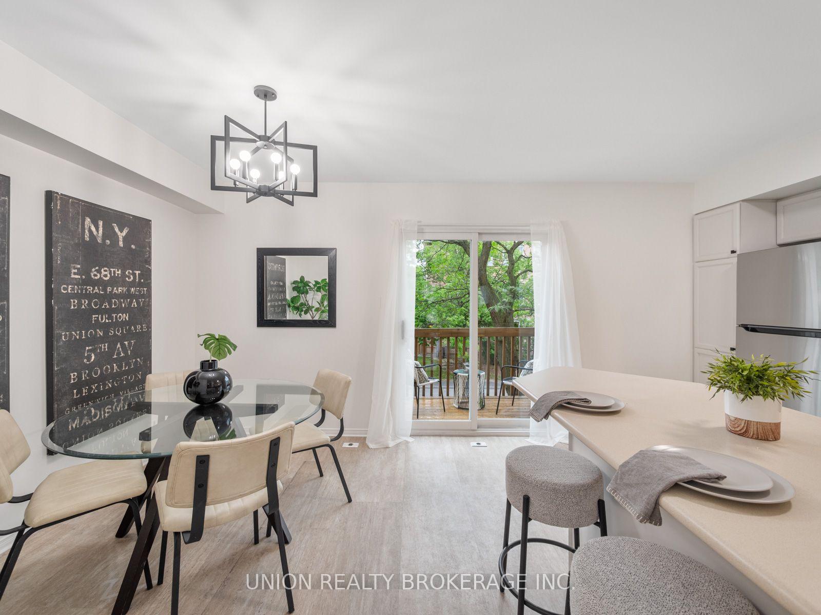 Photo 13 of Unit 12, 4E Leaside Park Drive, Toronto, Thorncliffe Park — HOMEH