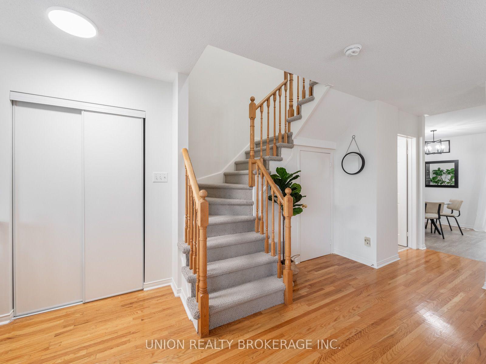 Photo 17 of Unit 12, 4E Leaside Park Drive, Toronto, Thorncliffe Park — HOMEH