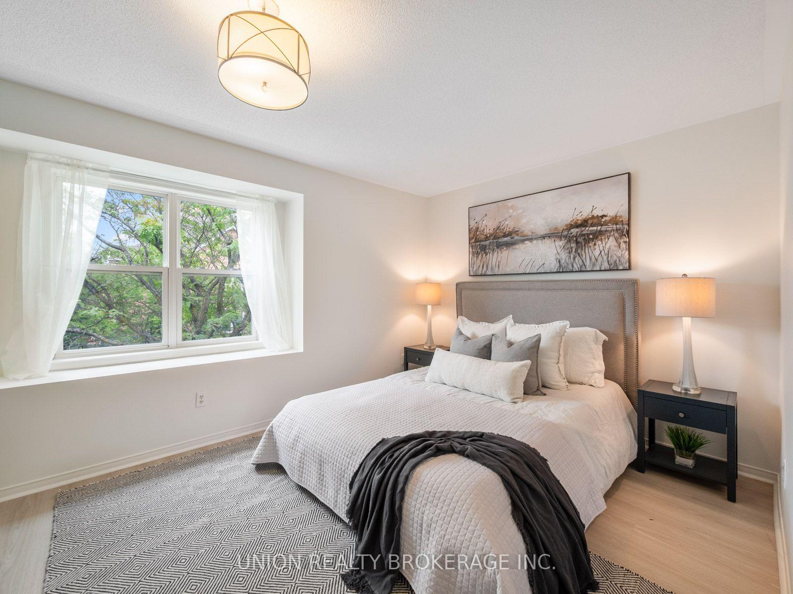 Photo 18 of Unit 12, 4E Leaside Park Drive, Toronto, Thorncliffe Park — HOMEH