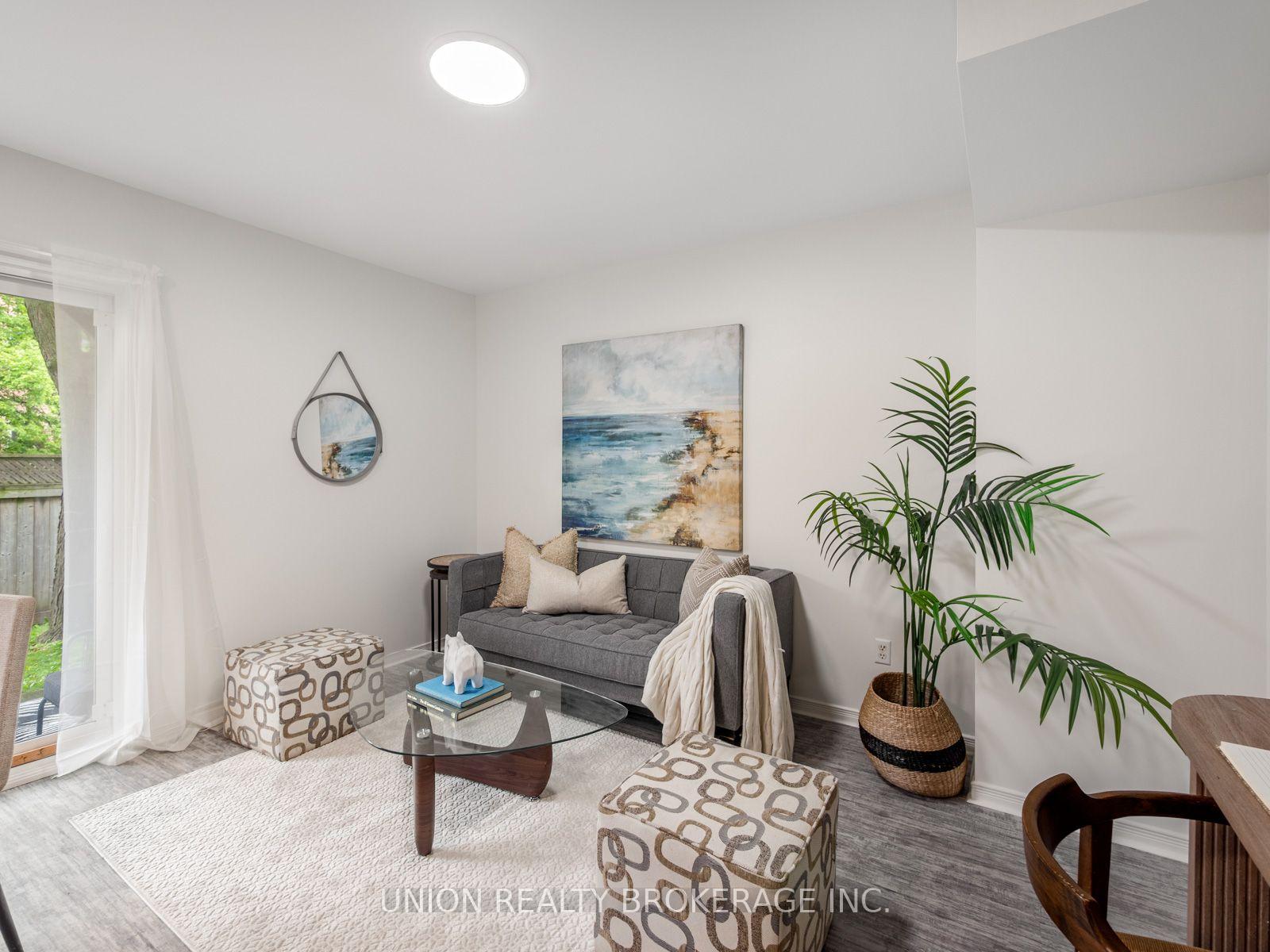 Photo 28 of Unit 12, 4E Leaside Park Drive, Toronto, Thorncliffe Park — HOMEH