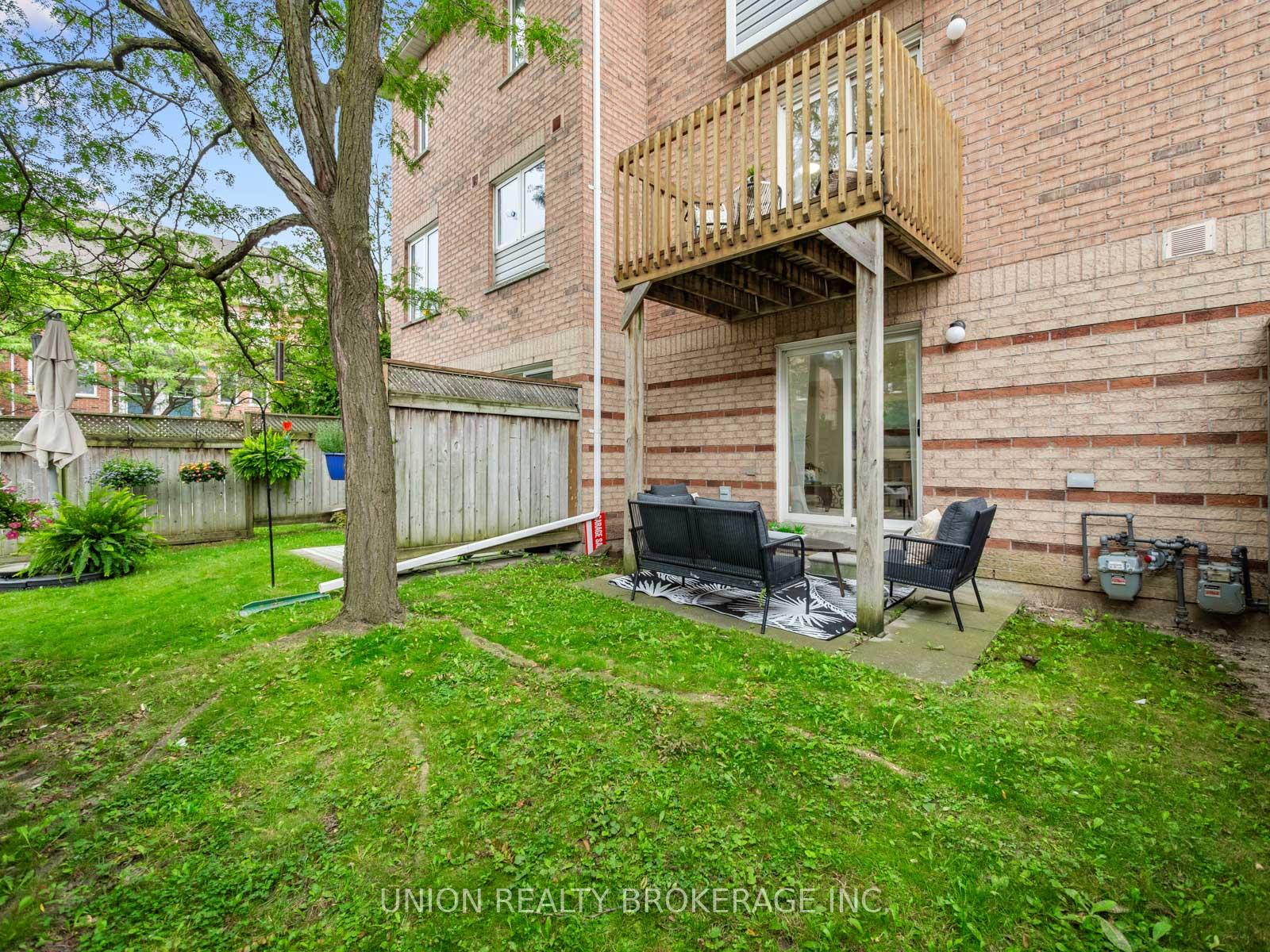 Photo 39 of Unit 12, 4E Leaside Park Drive, Toronto, Thorncliffe Park — HOMEH