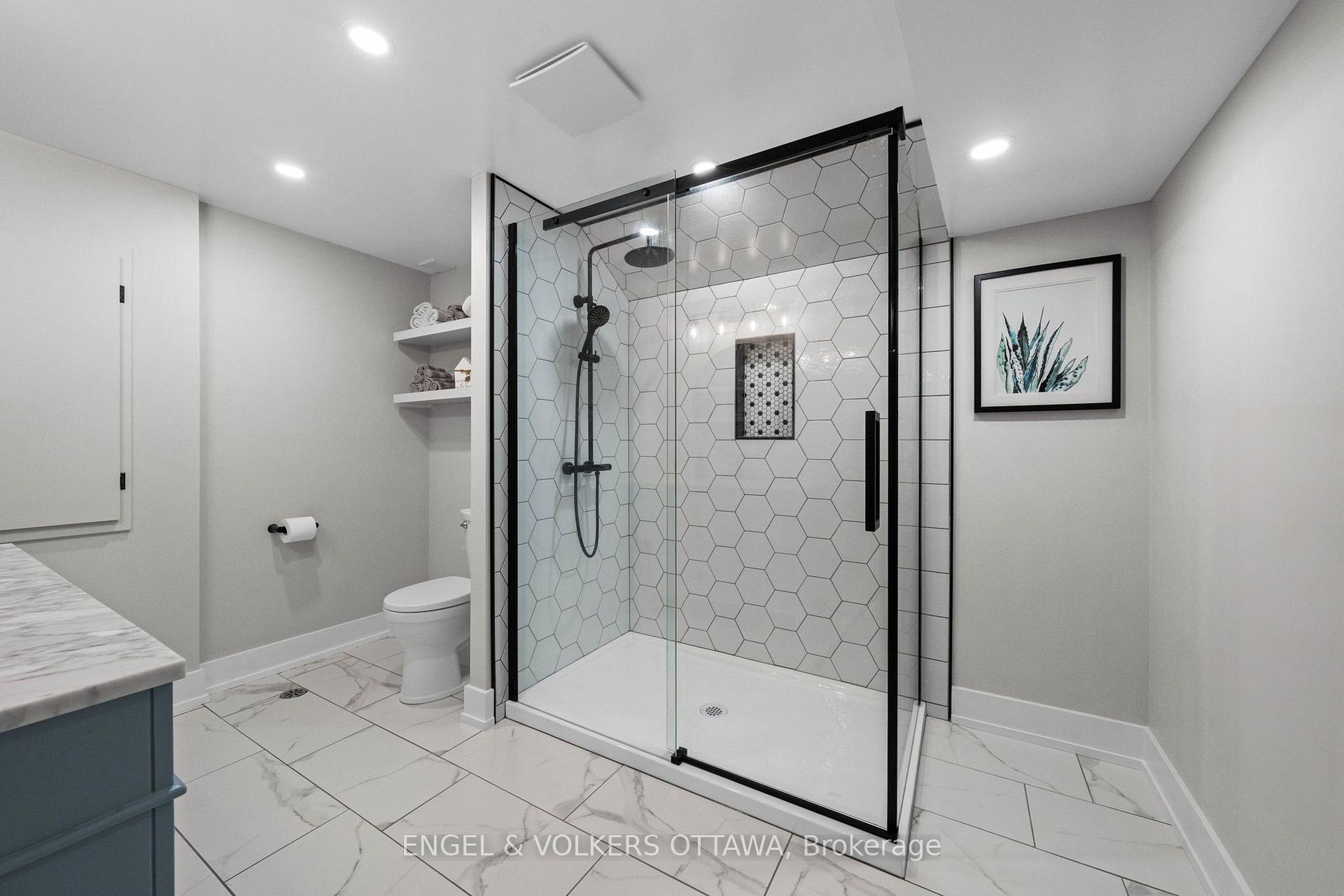 Photo 36 of 109 Inniskillin Drive, Ottawa, Carp — HOMEH