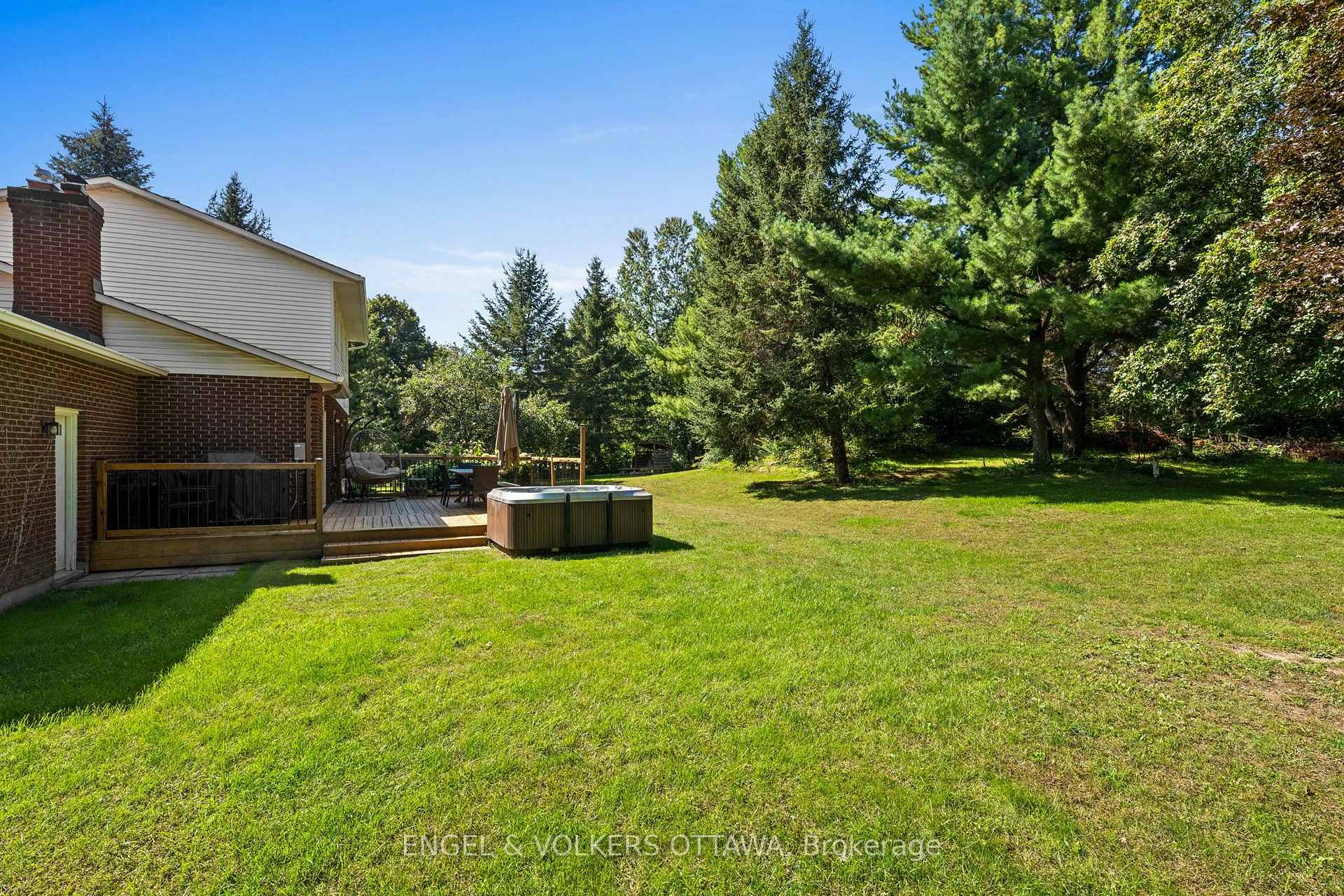 Photo 38 of 109 Inniskillin Drive, Ottawa, Carp — HOMEH