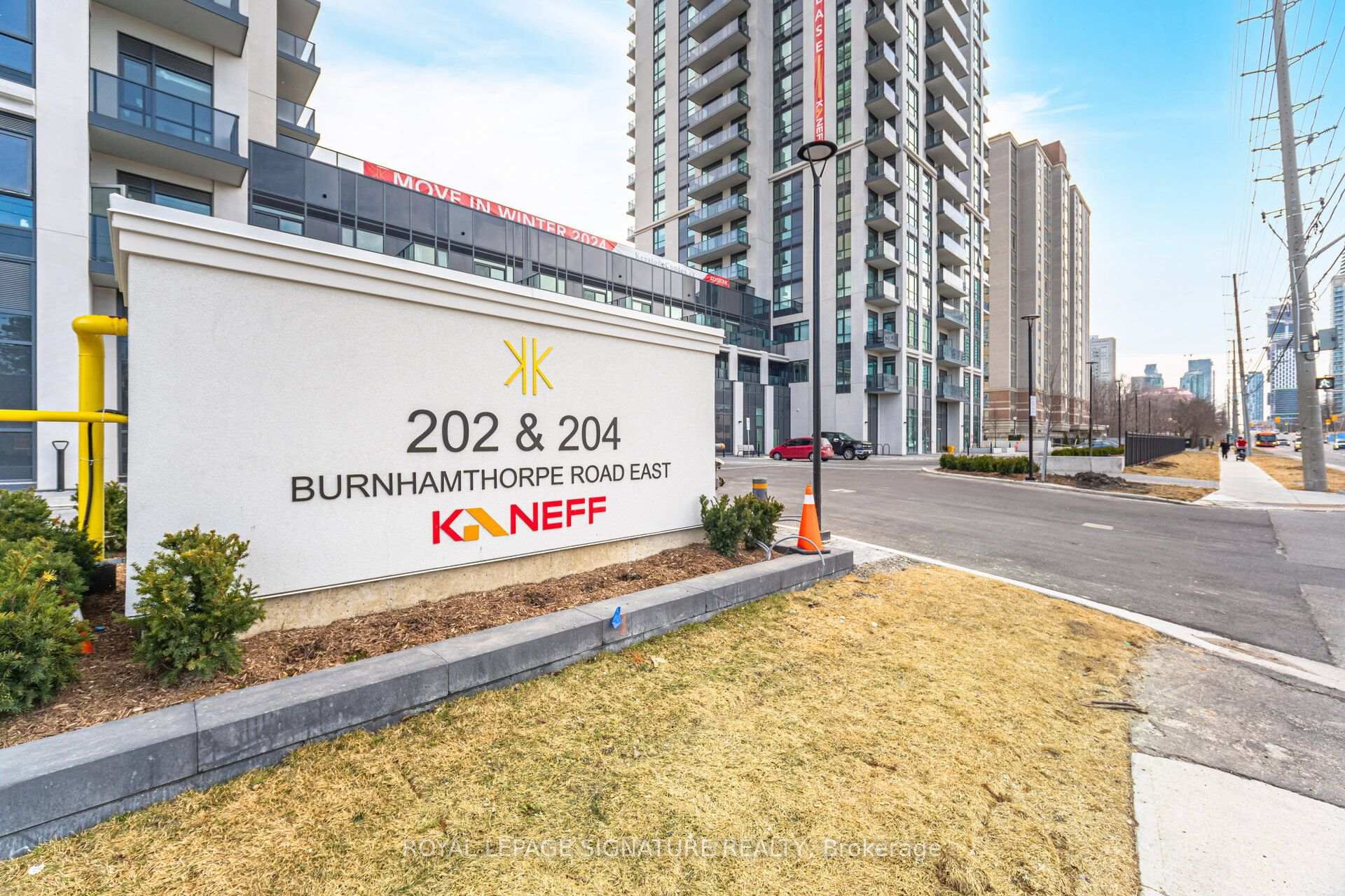 Photo 2 of Unit 1309, 204 Burnhamthorpe Road E, Mississauga, Mississauga Valleys — HOMEH