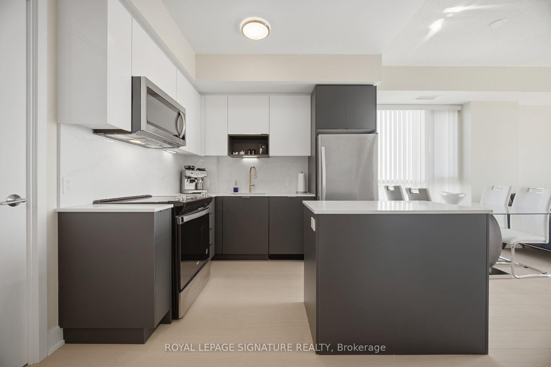 Photo 10 of Unit 1309, 204 Burnhamthorpe Road E, Mississauga, Mississauga Valleys — HOMEH